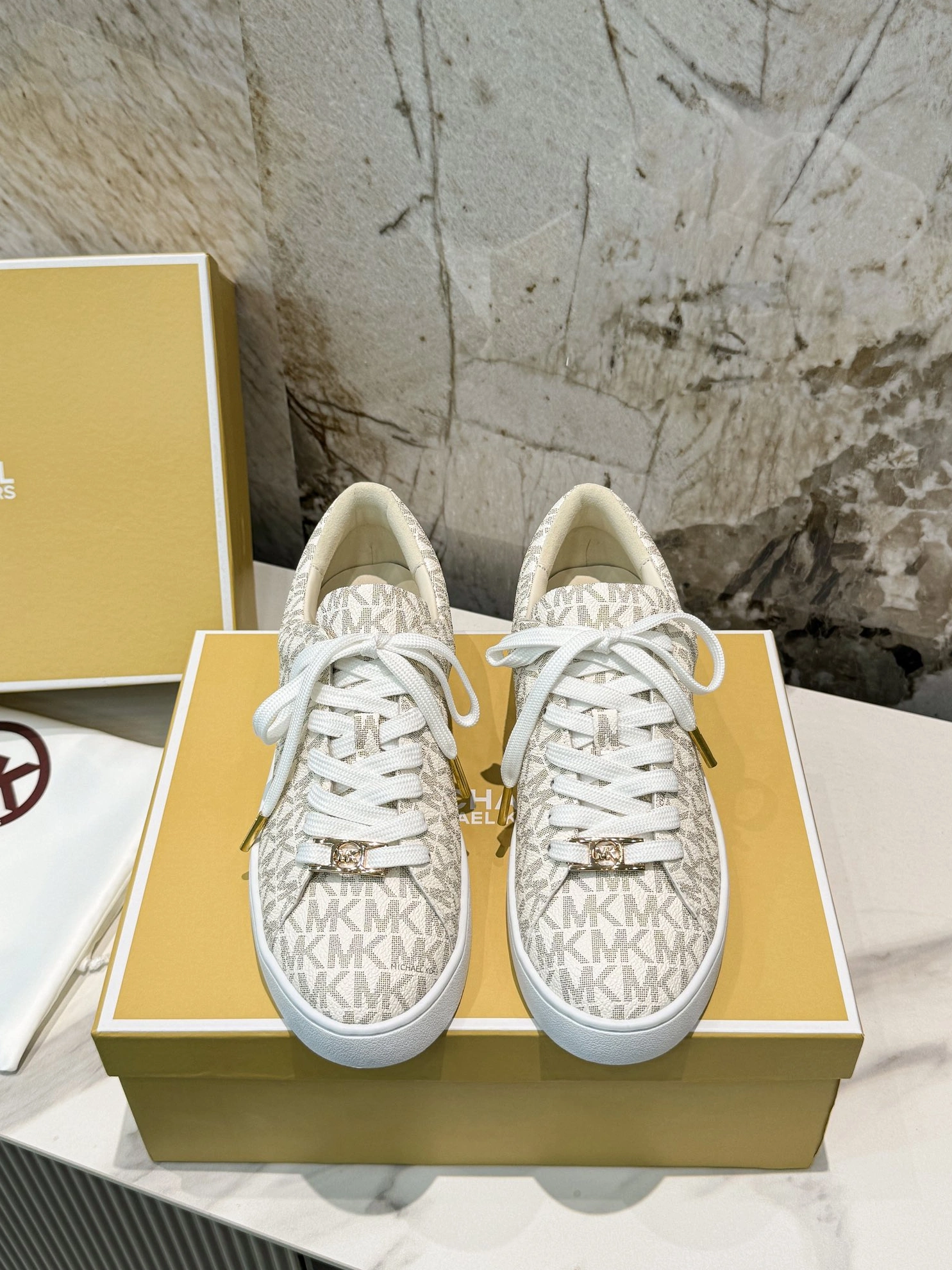 Michael Kors Casual Shoes For Women Resilient 3615
