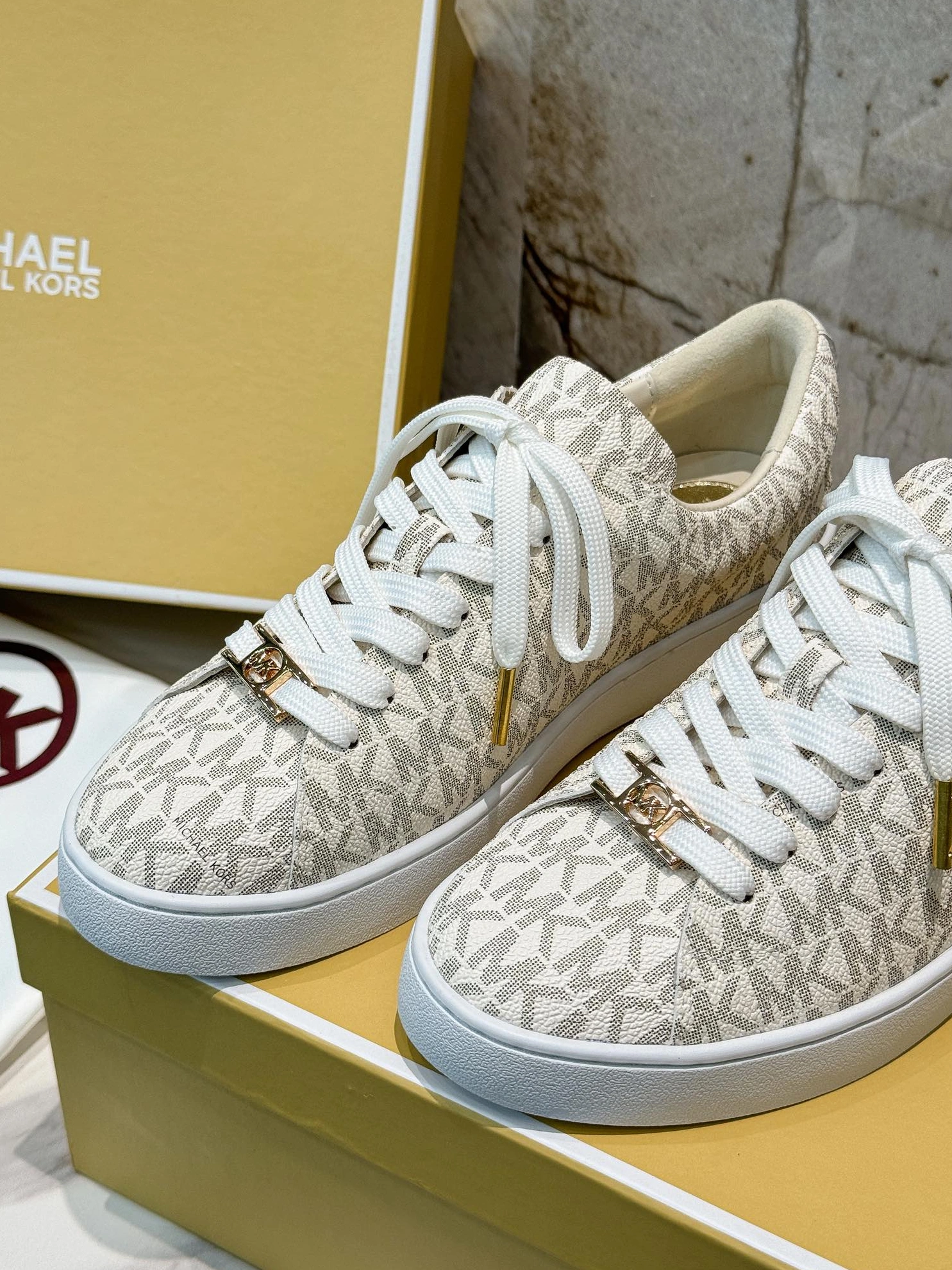 Michael Kors Casual Shoes For Women Resilient 3615