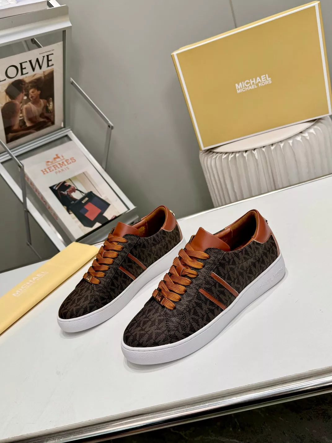 Michael Kors Casual Shoes For Women Sleek 9580