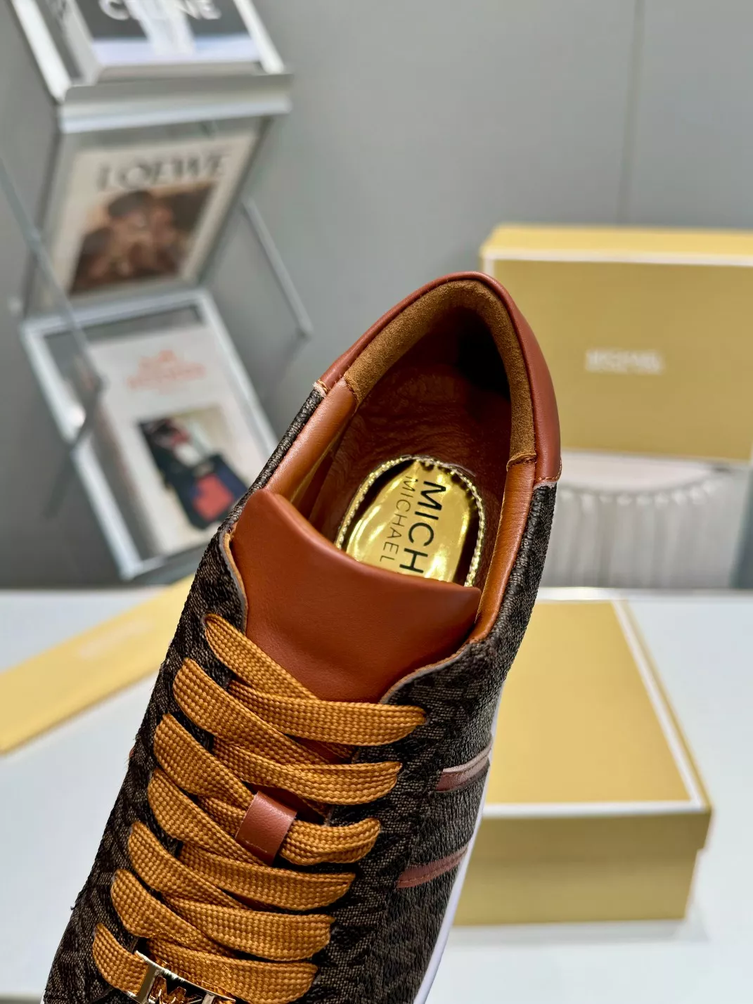 Michael Kors Casual Shoes For Women Sleek 9580