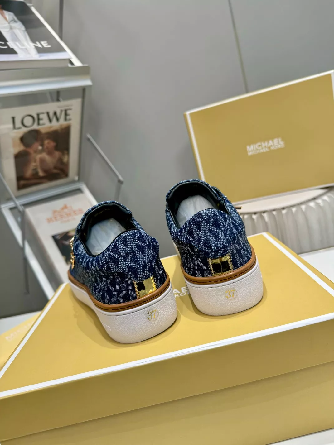 Michael Kors Casual Shoes For Women Stylish 5021