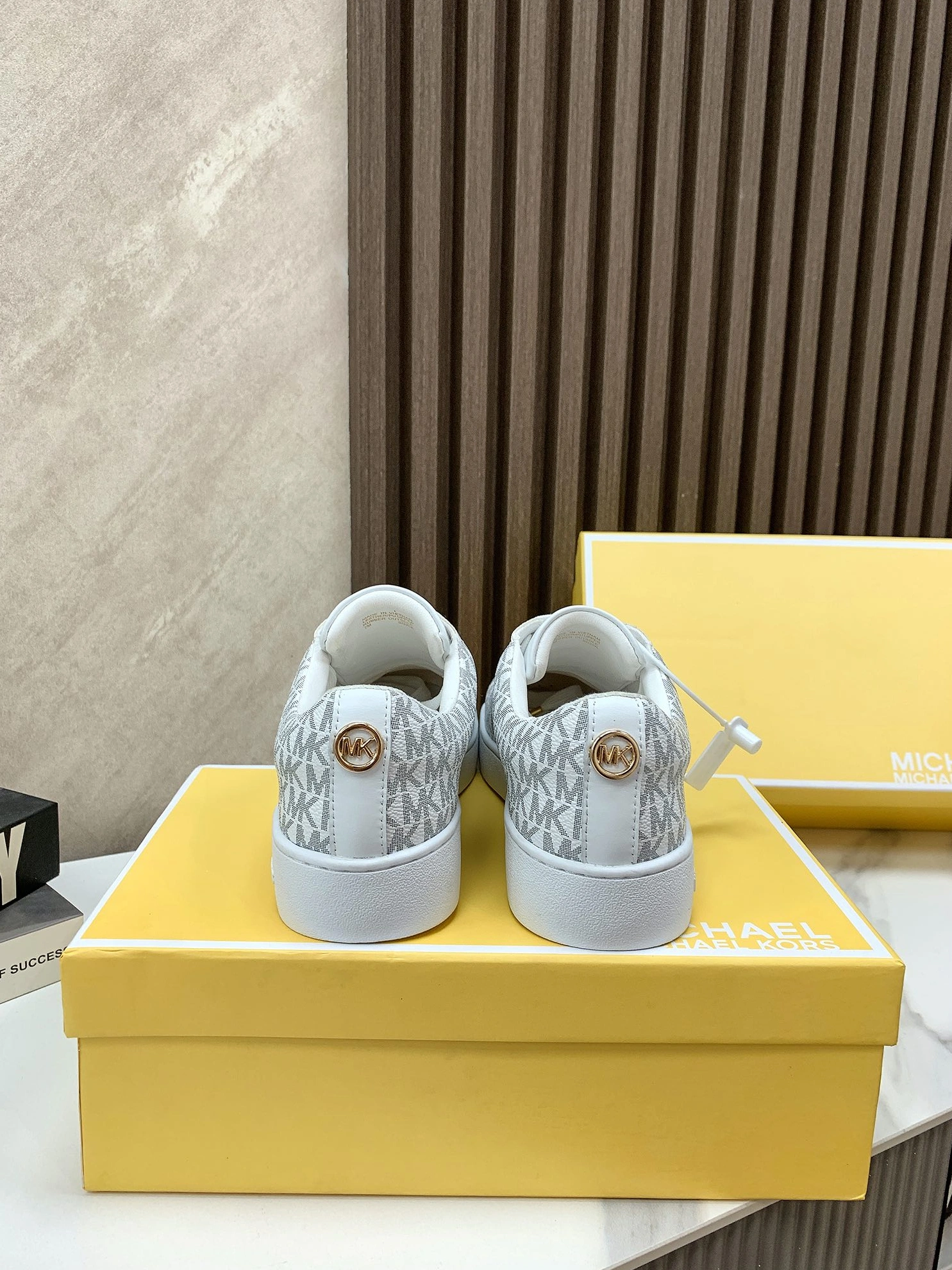 Michael Kors Casual Shoes For Women Trendy 9822