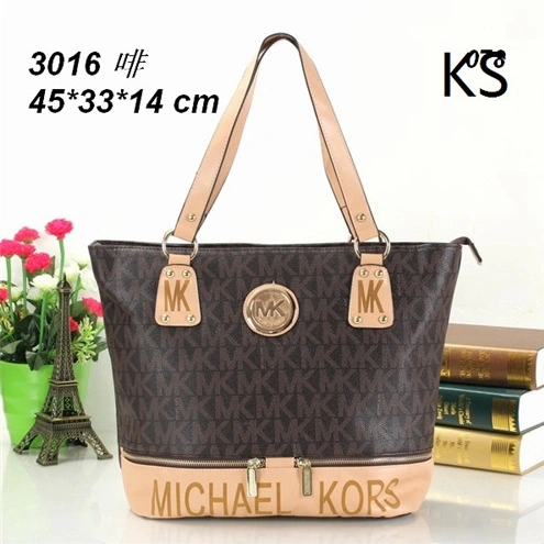 Michael Kors Fashion Handbags ModernLook 9703