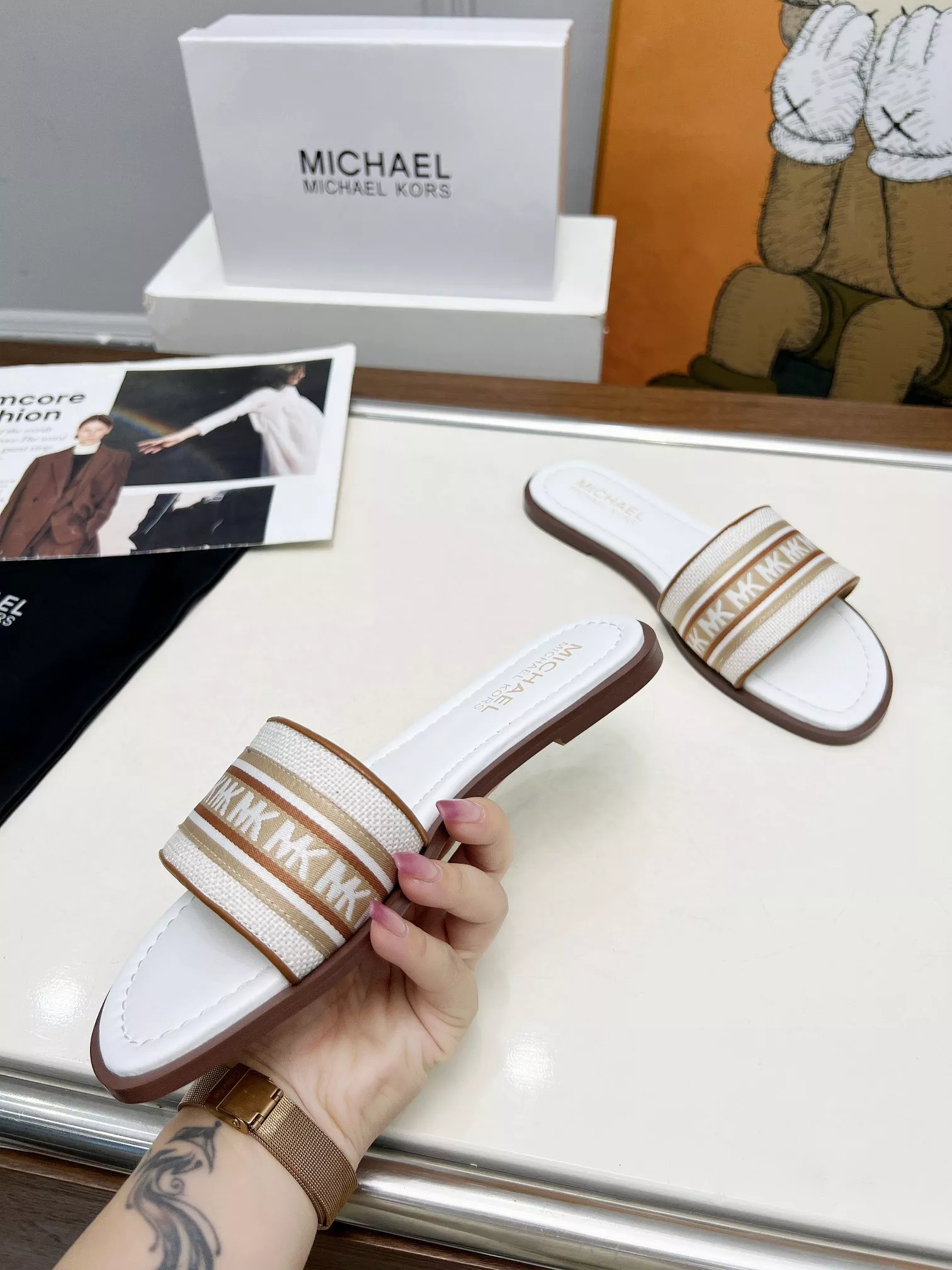 Michael Kors Slippers For Women Compact 1376