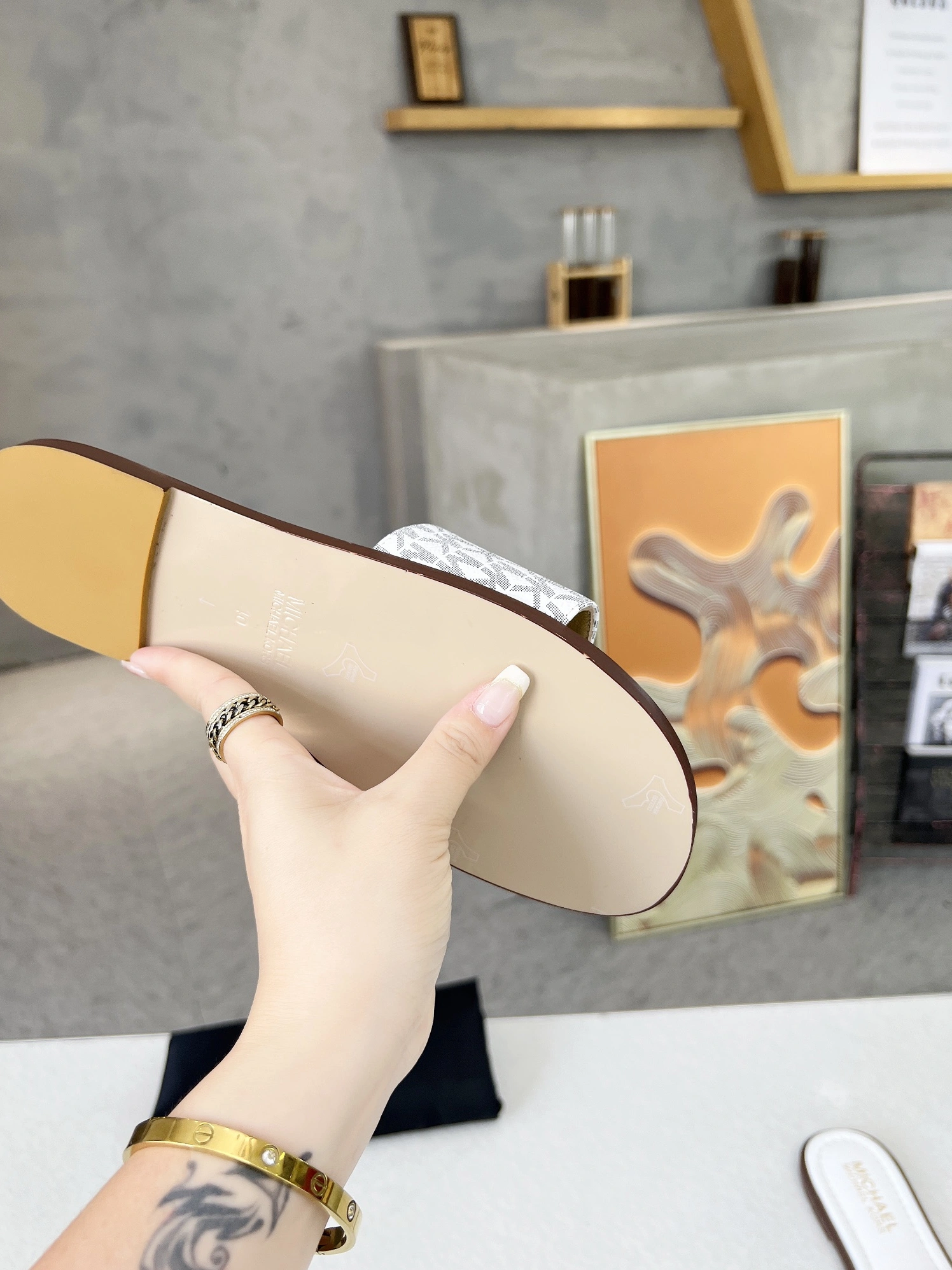 Michael Kors Slippers For Women Flexible 4978