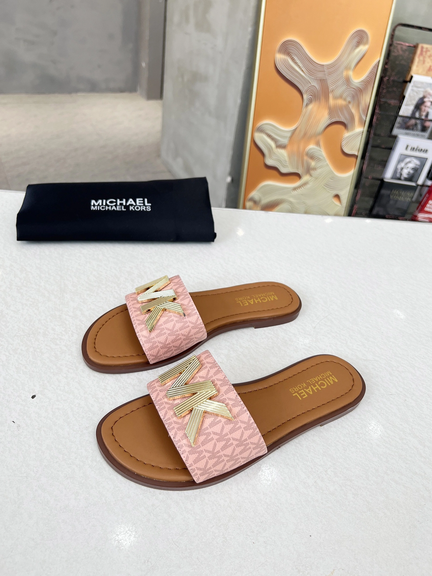 Michael Kors Slippers For Women Popular 2022