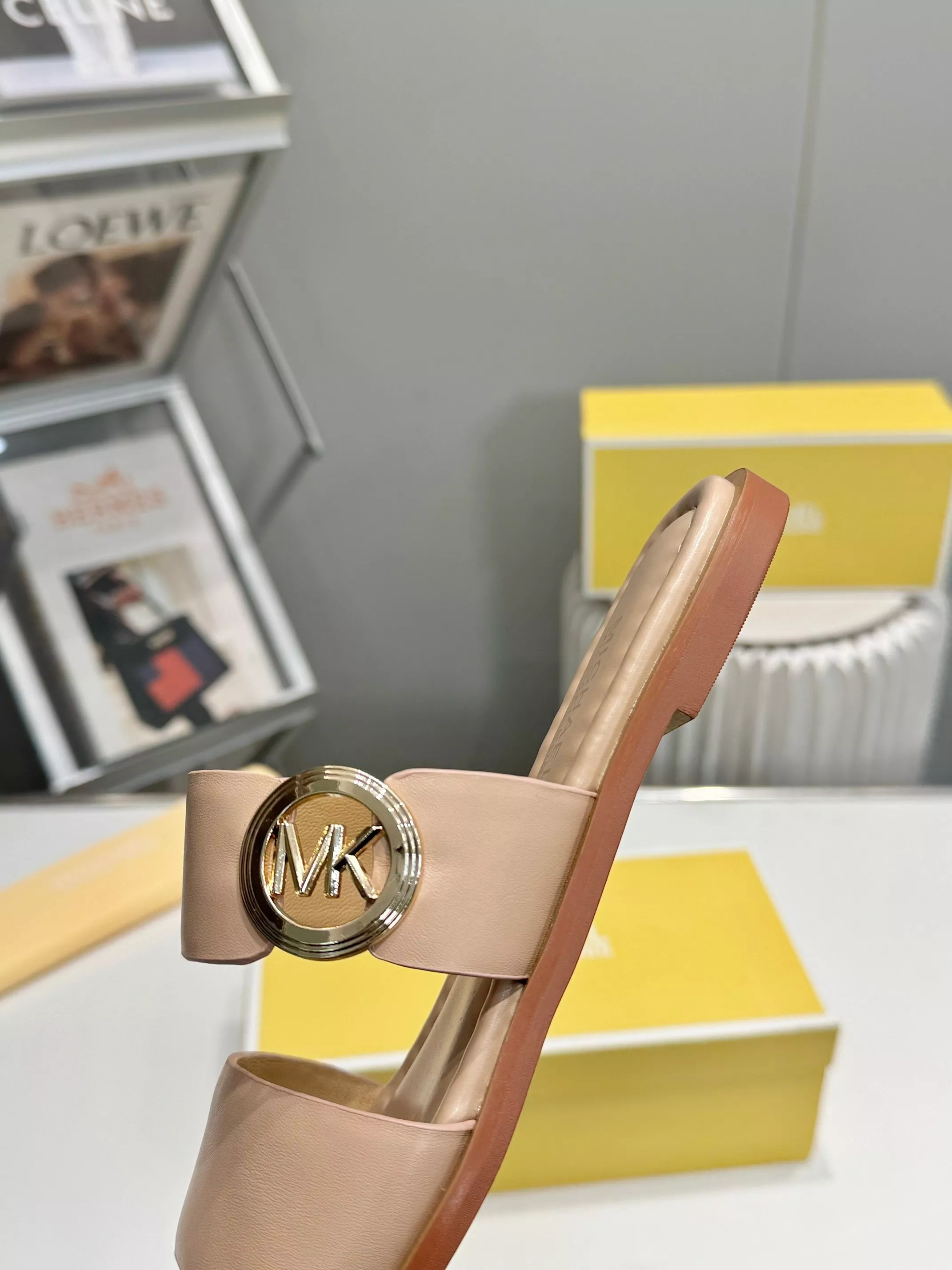 Michael Kors Slippers For Women Unique 4625