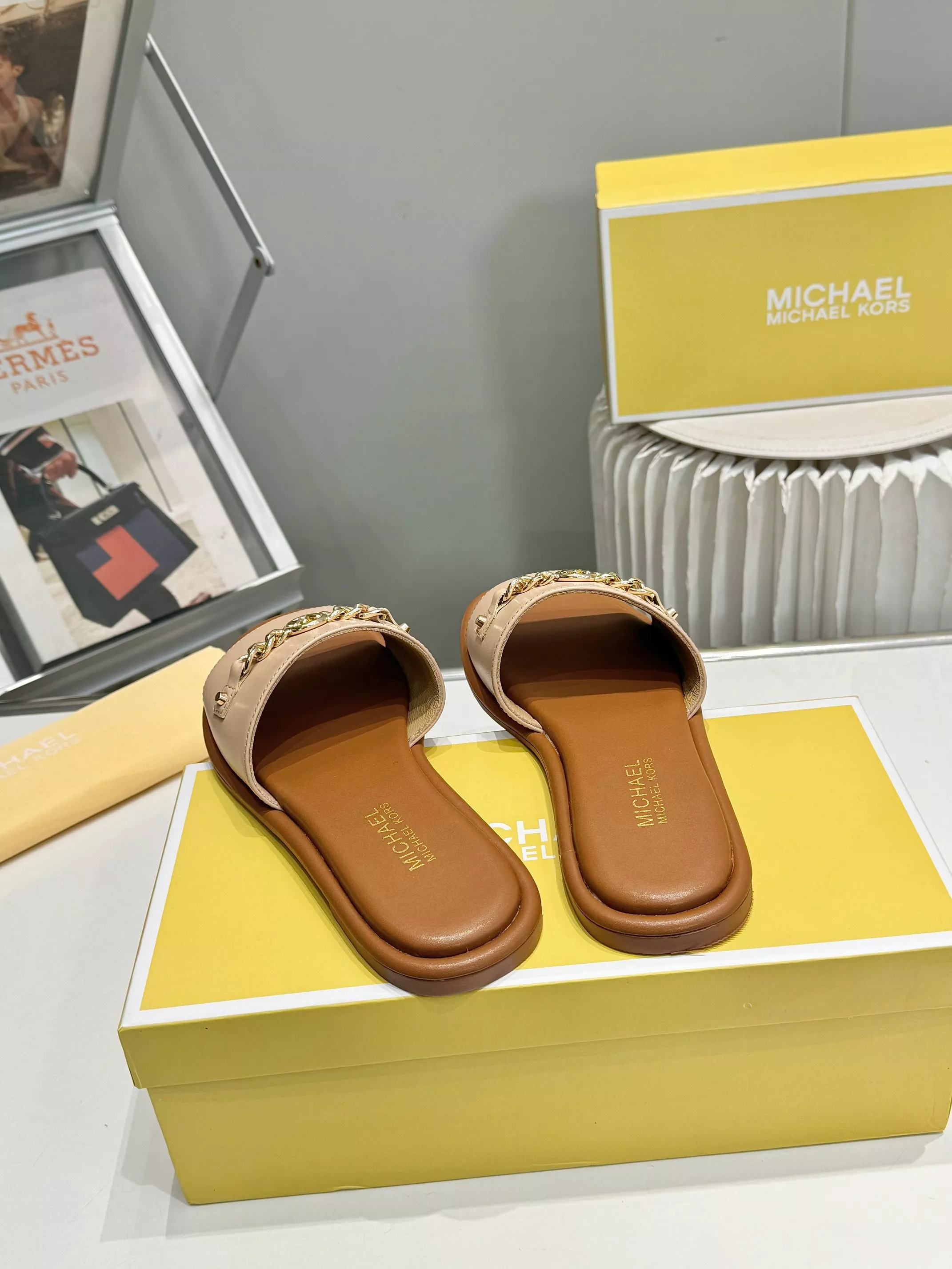 Michael Kors Slippers For Women UrbanStyle 357