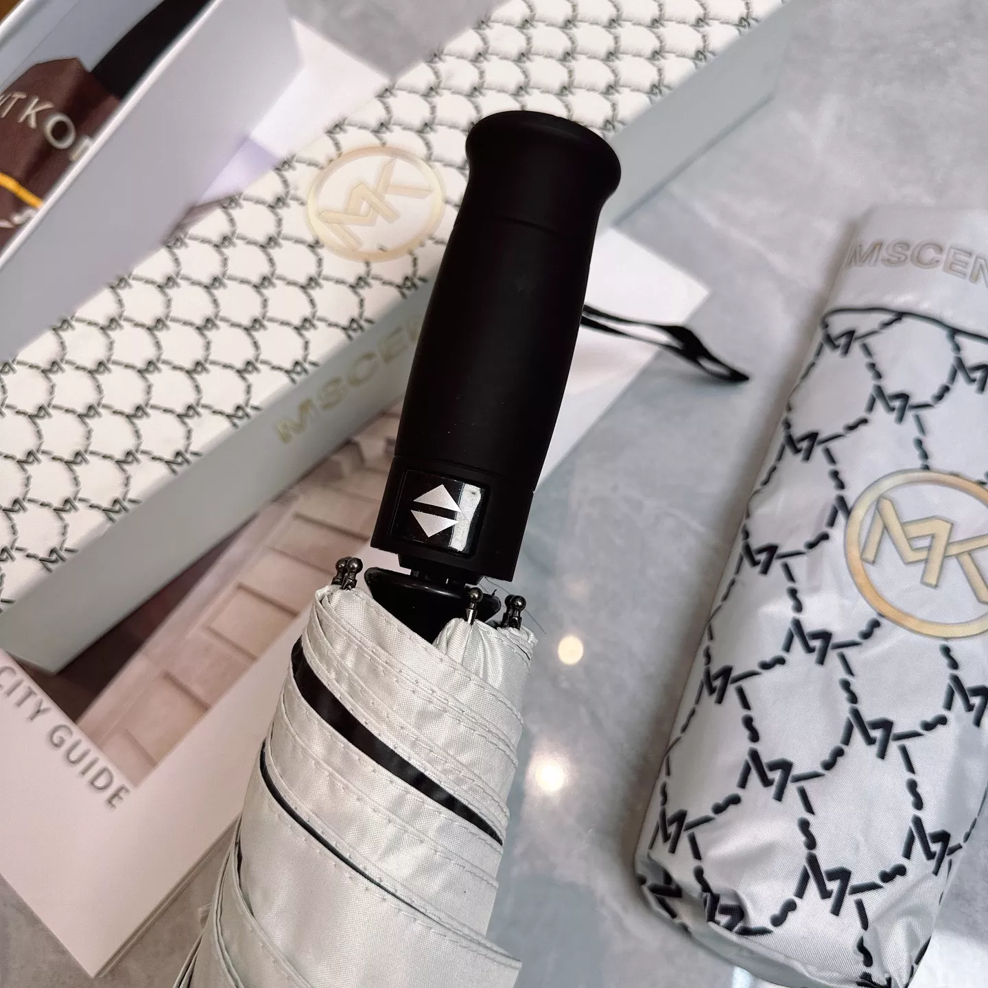 Michael Kors Umbrellas Trendsetting 7801