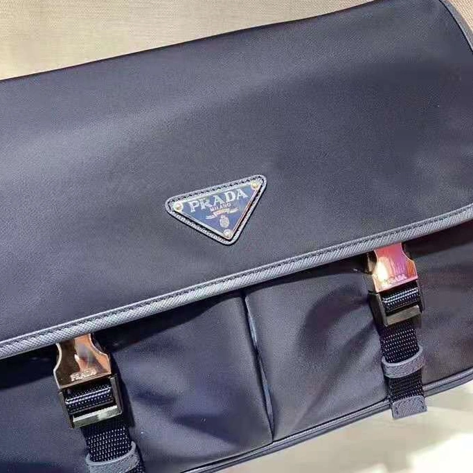 Minimalist 1079 Prada AAA Man Messenger Bags