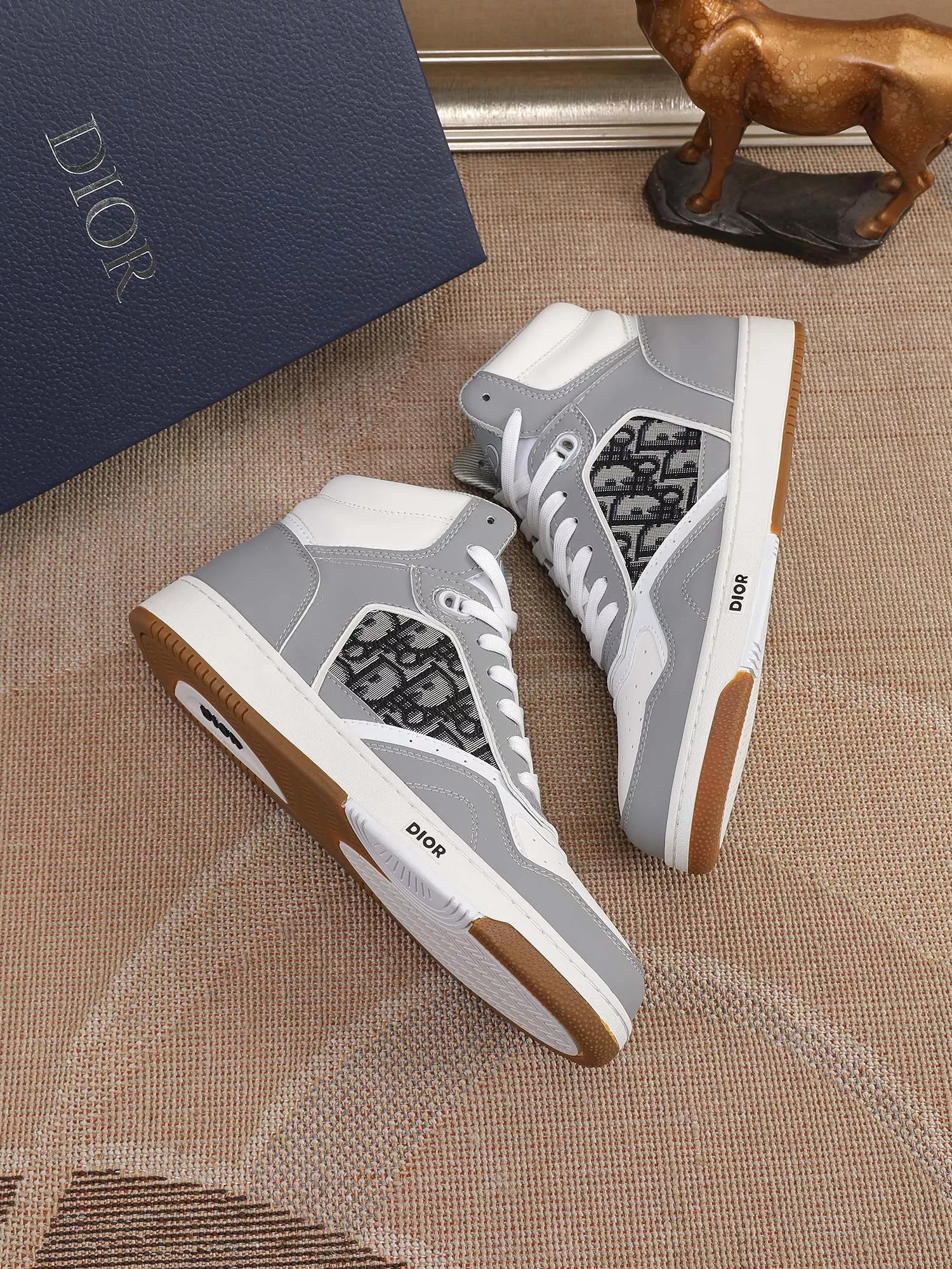 Minimalist 1101 Christian Dior High Top Shoes For Men