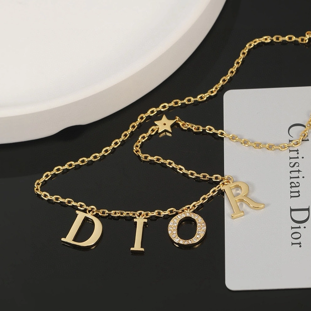 Minimalist 1169 Christian Dior Jewelry Set