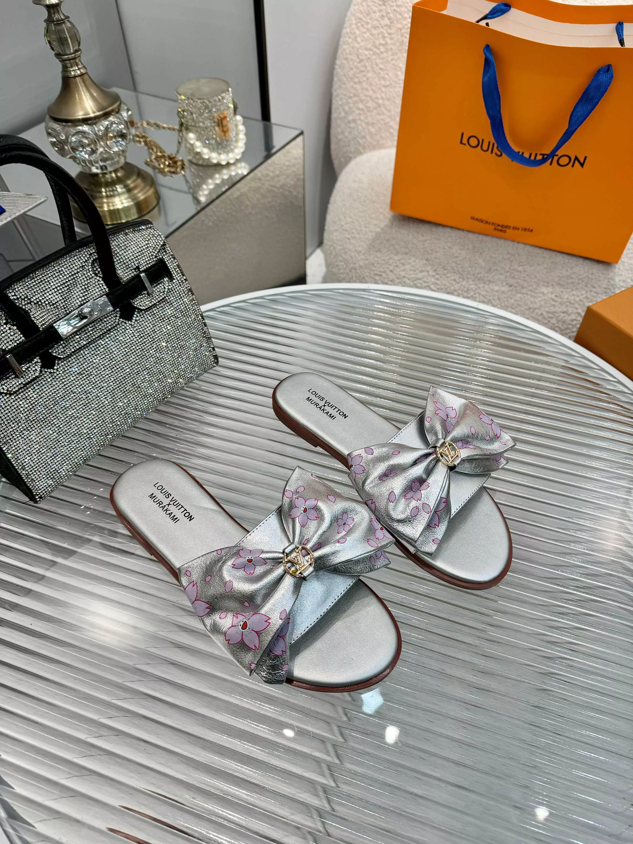 Minimalist 126 Louis Vuitton Slippers For Women