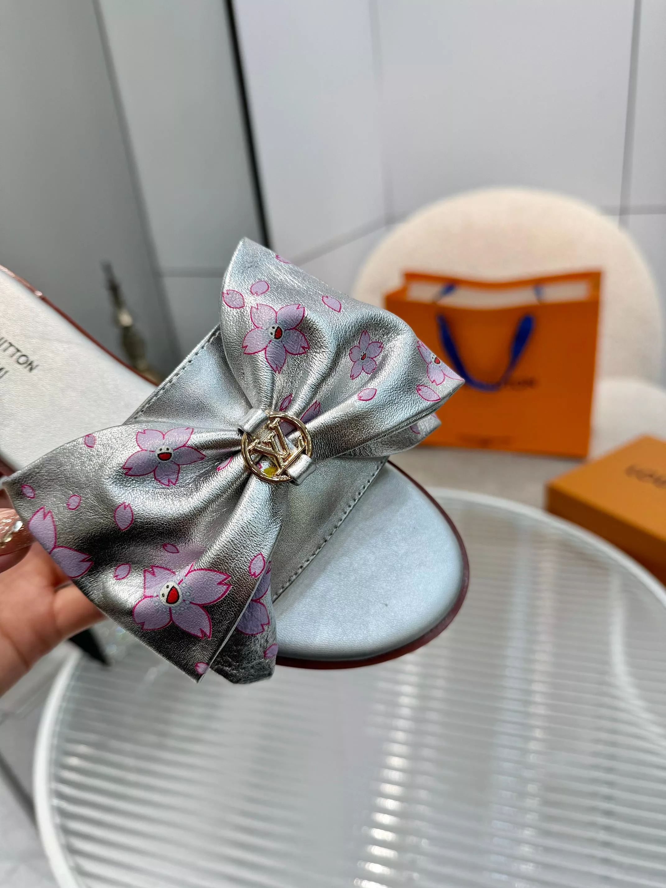 Minimalist 126 Louis Vuitton Slippers For Women