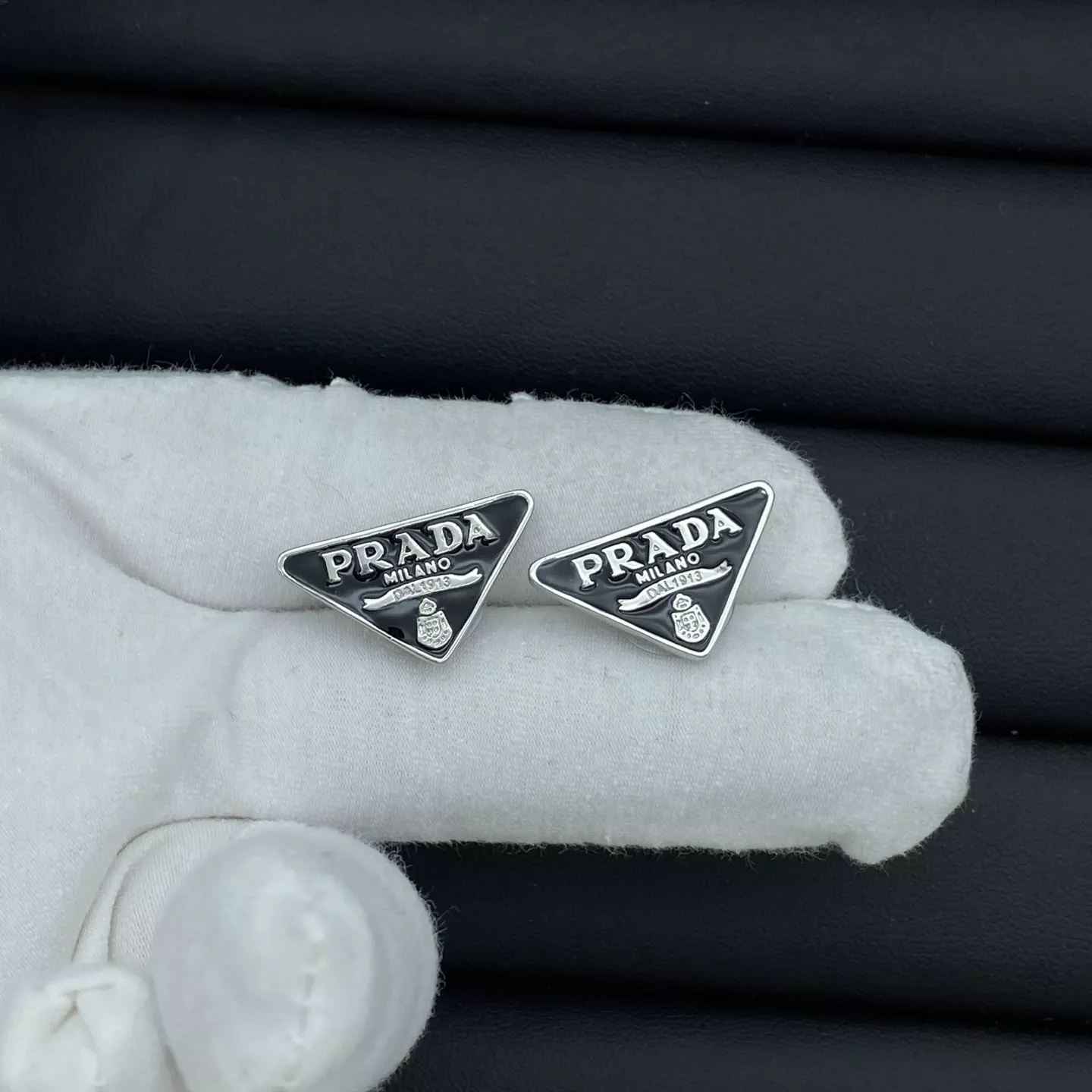 Minimalist 1281 Prada Earrings For Women