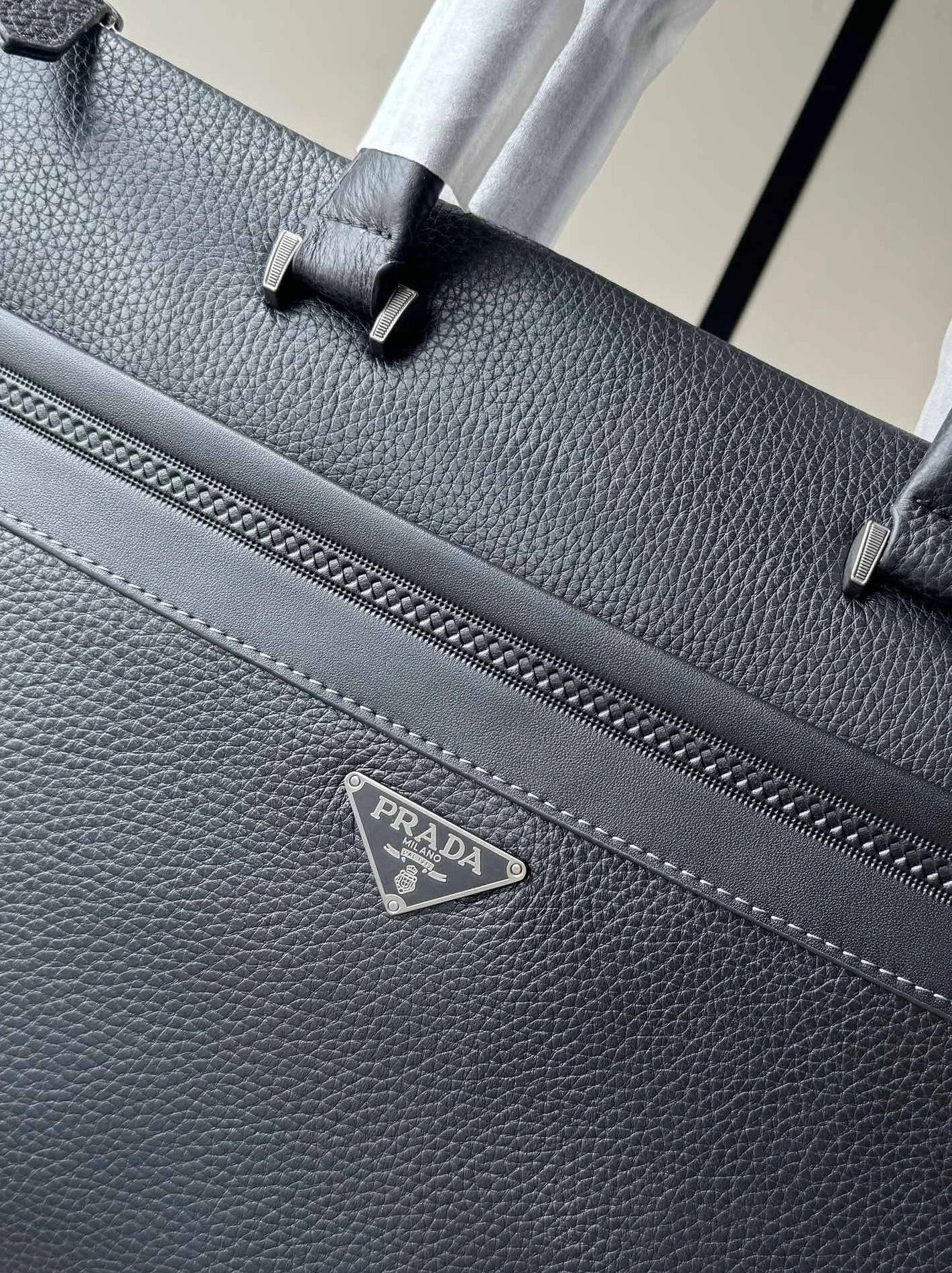 Minimalist 1524 Prada AAA Man Handbags