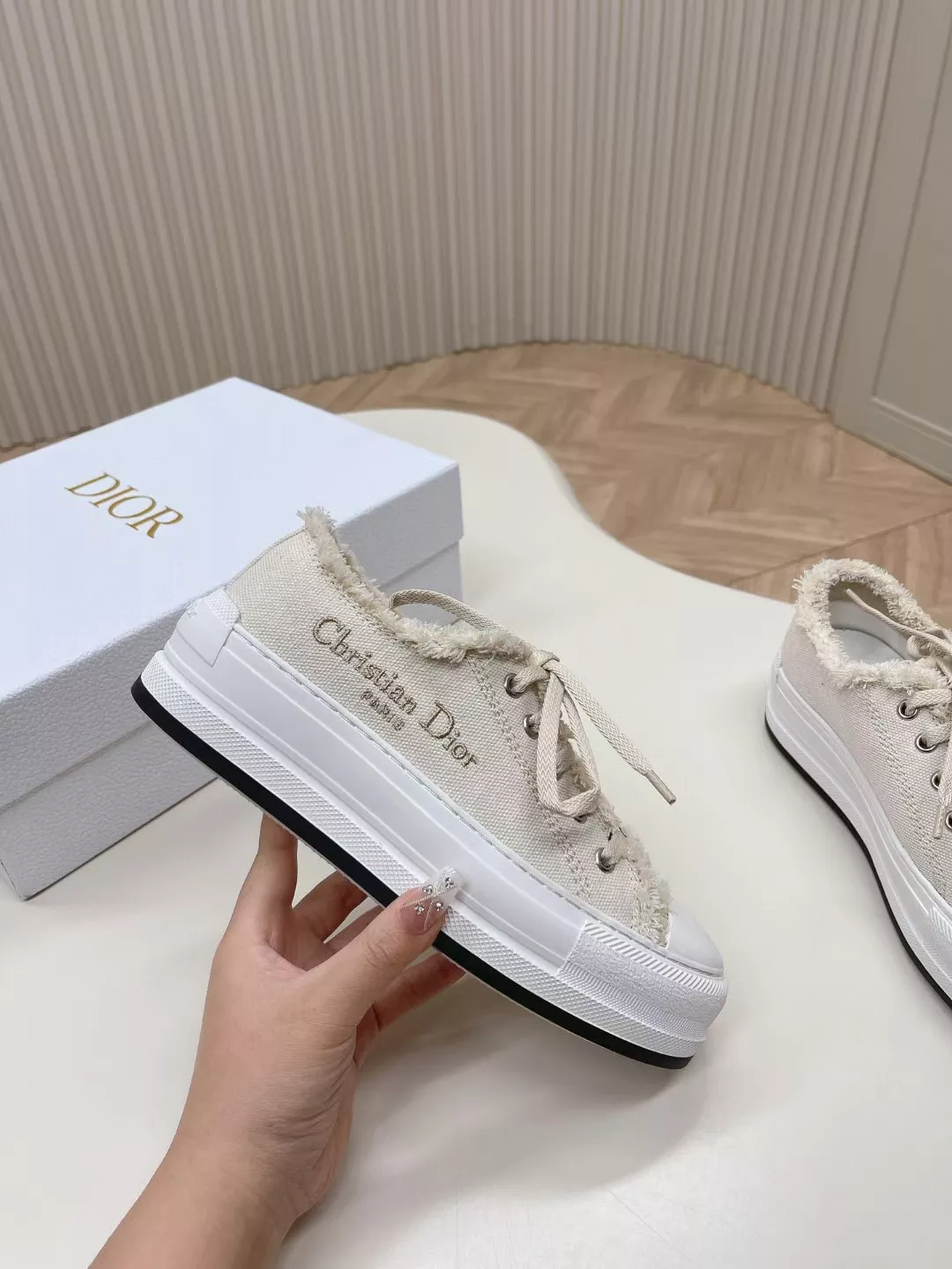 Minimalist 1562 Christian Dior Casual Shoes For Women