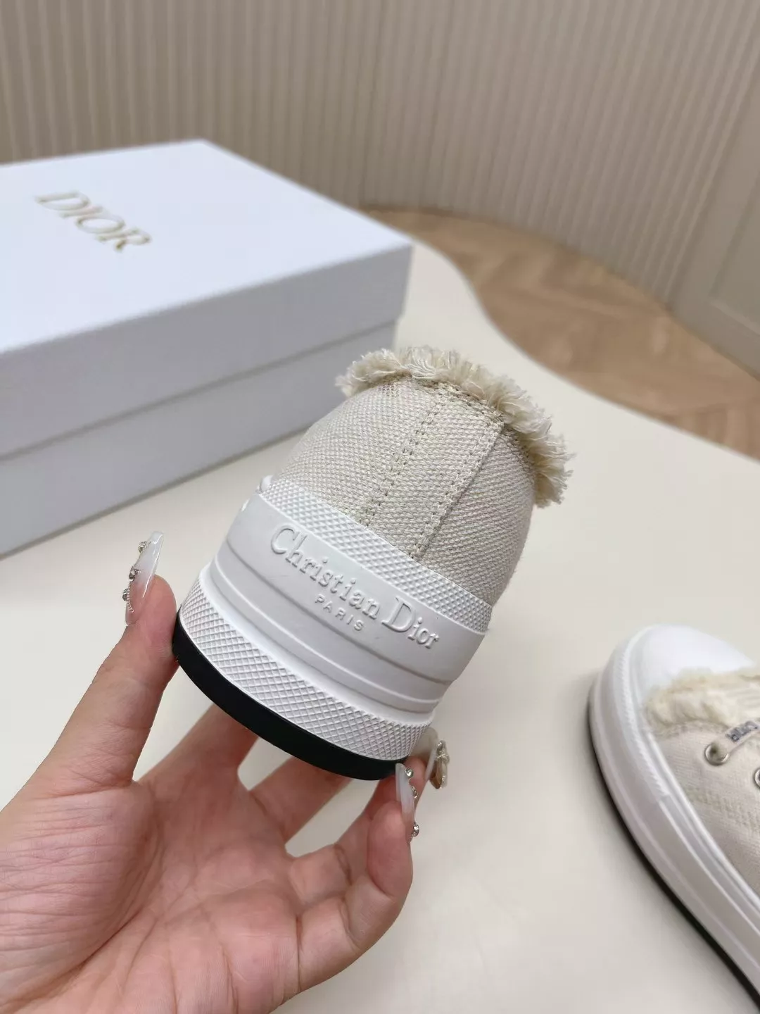 Minimalist 1562 Christian Dior Casual Shoes For Women