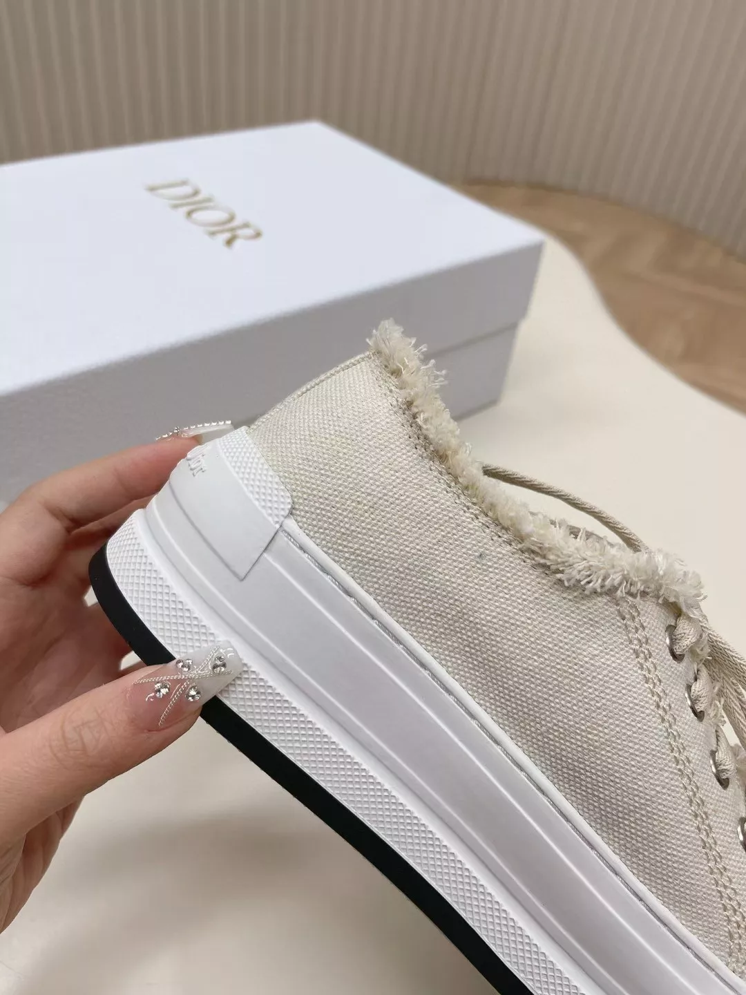 Minimalist 1562 Christian Dior Casual Shoes For Women