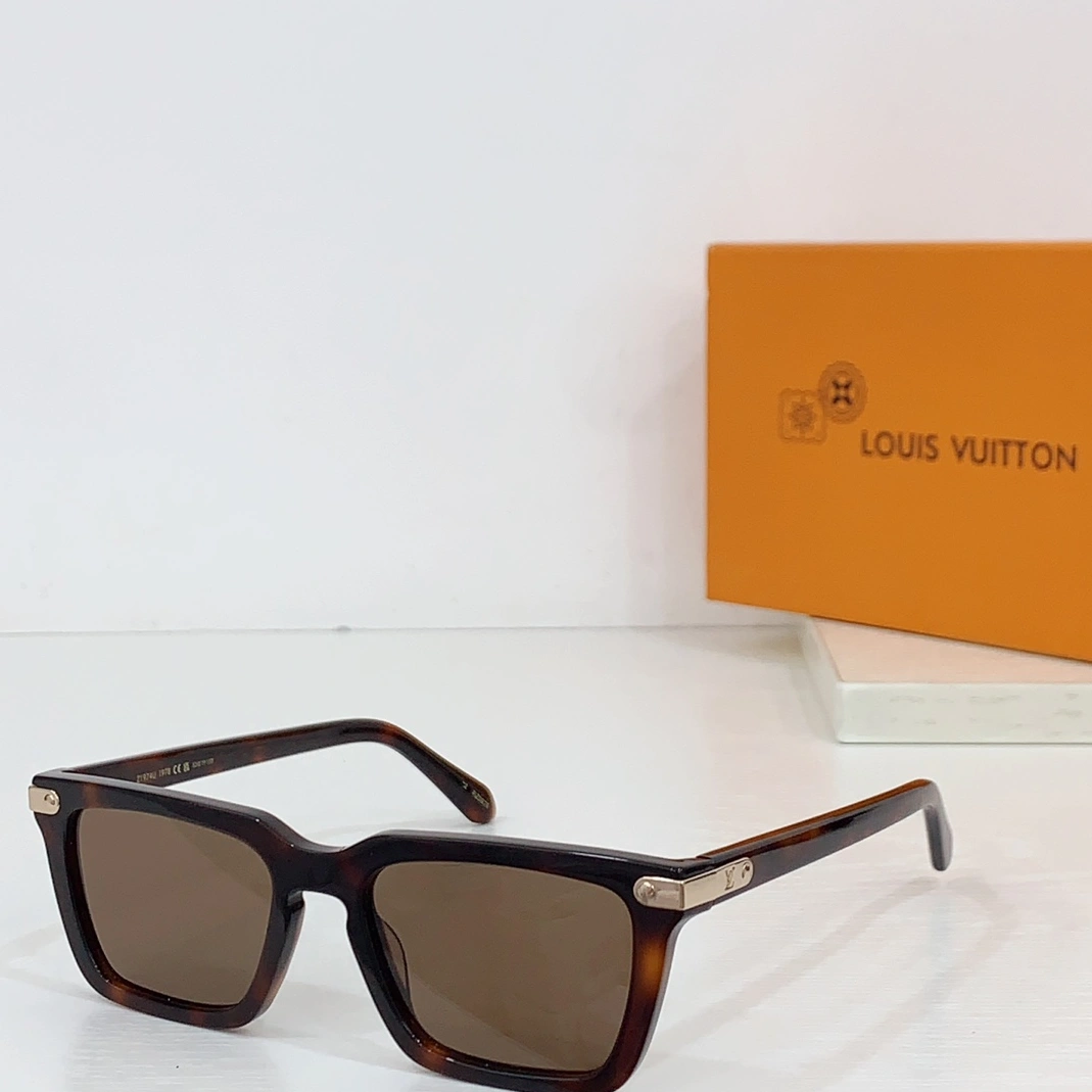 Minimalist 1652 Louis Vuitton AAA Quality Sunglasses