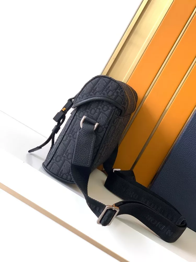 Minimalist 1663 Christian Dior AAA Man Messenger Bags
