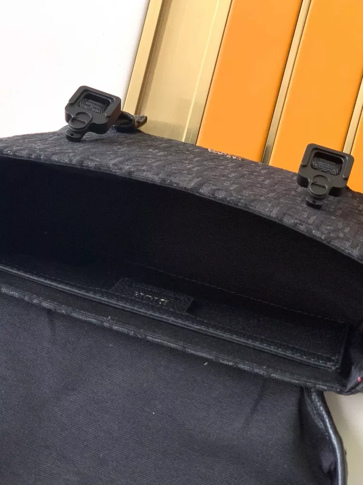 Minimalist 1663 Christian Dior AAA Man Messenger Bags