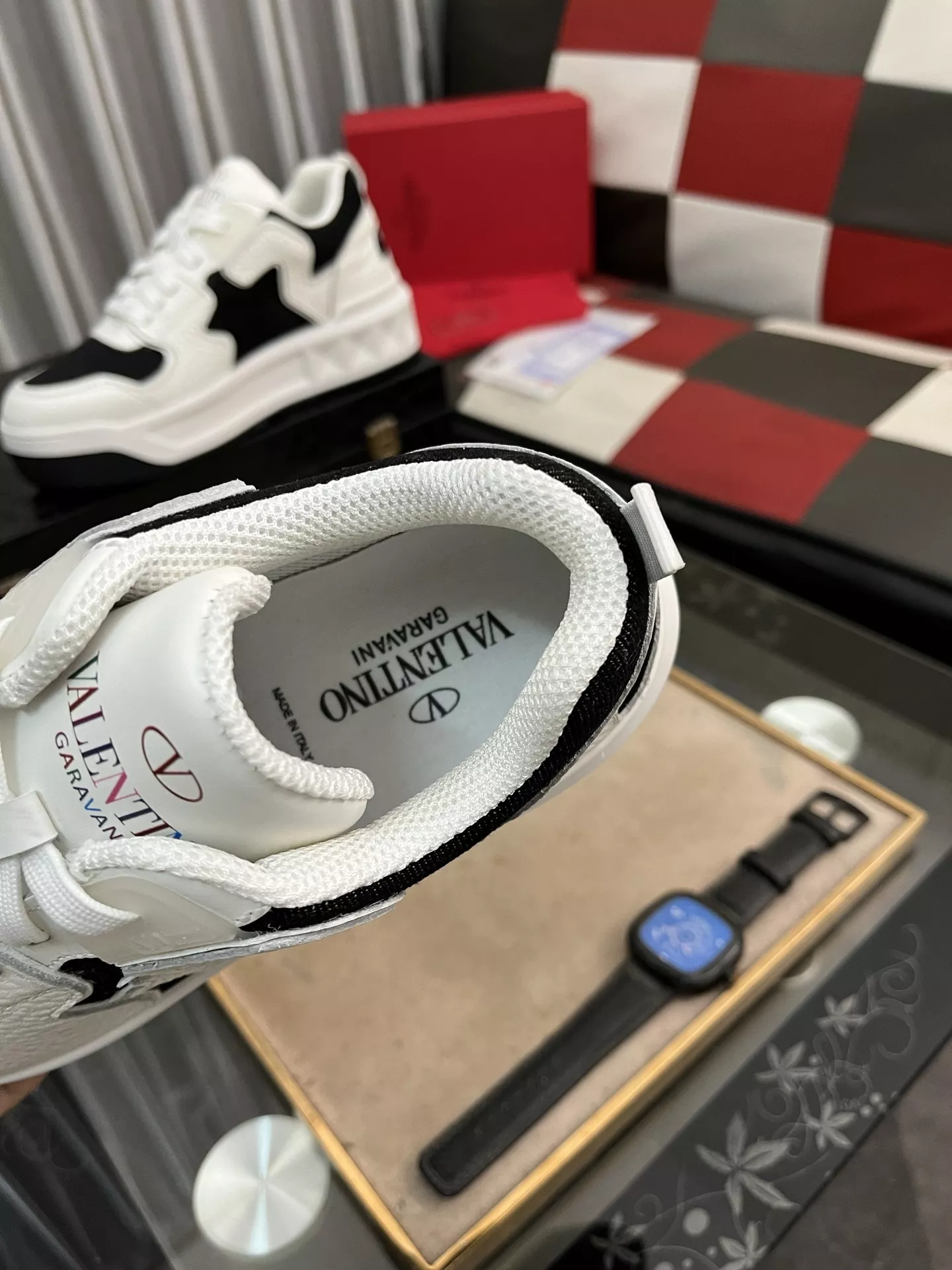 Minimalist 1830 Valentino Casual Shoes For Men