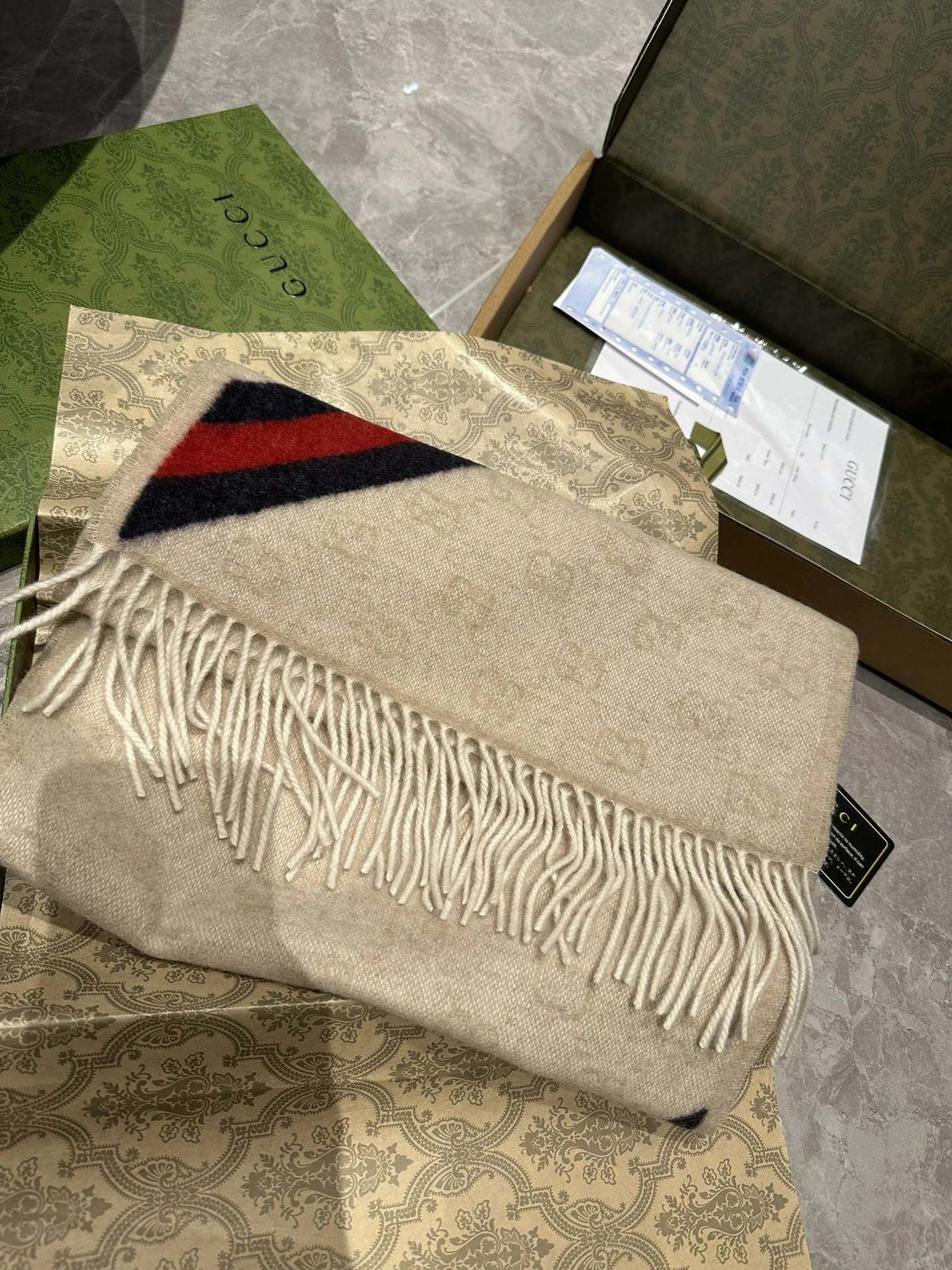 Minimalist 1943 Gucci Scarf