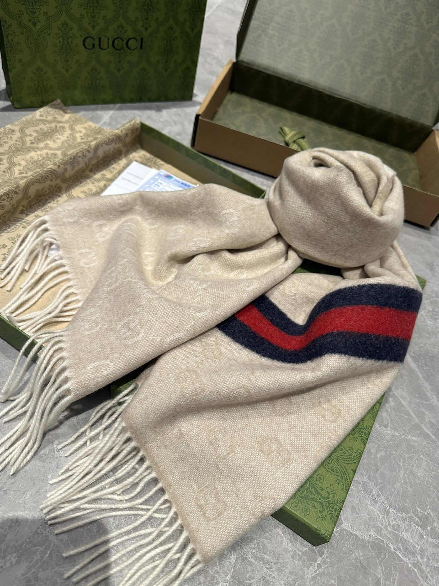 Minimalist 1943 Gucci Scarf