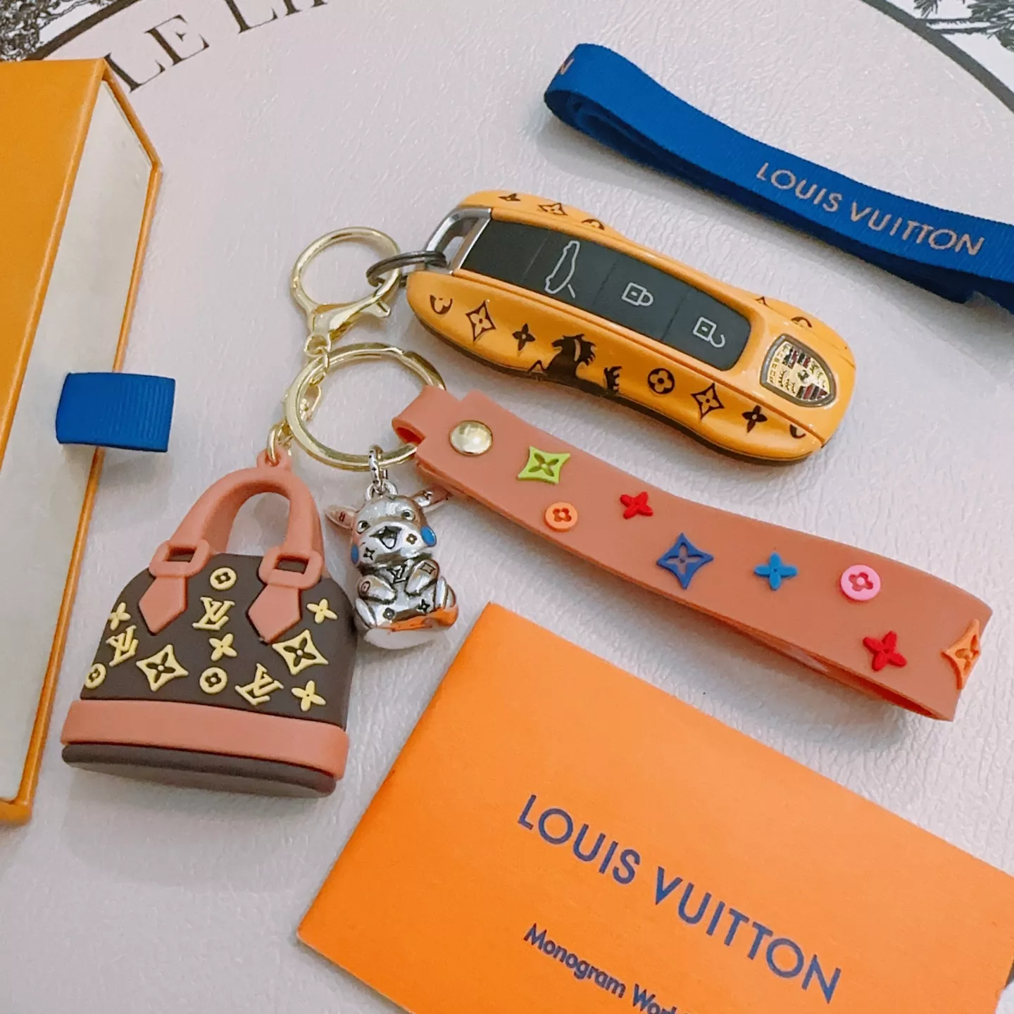 Minimalist 1993 Louis Vuitton LV Key Holder And Bag Buckle