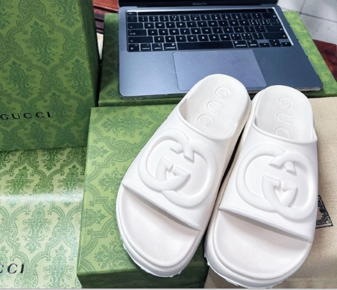 Minimalist 2103 Gucci Slippers For Women