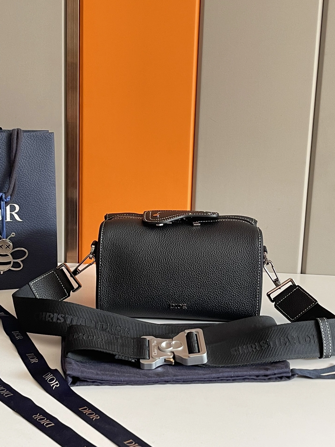Minimalist 2438 Christian Dior AAA Man Messenger Bags