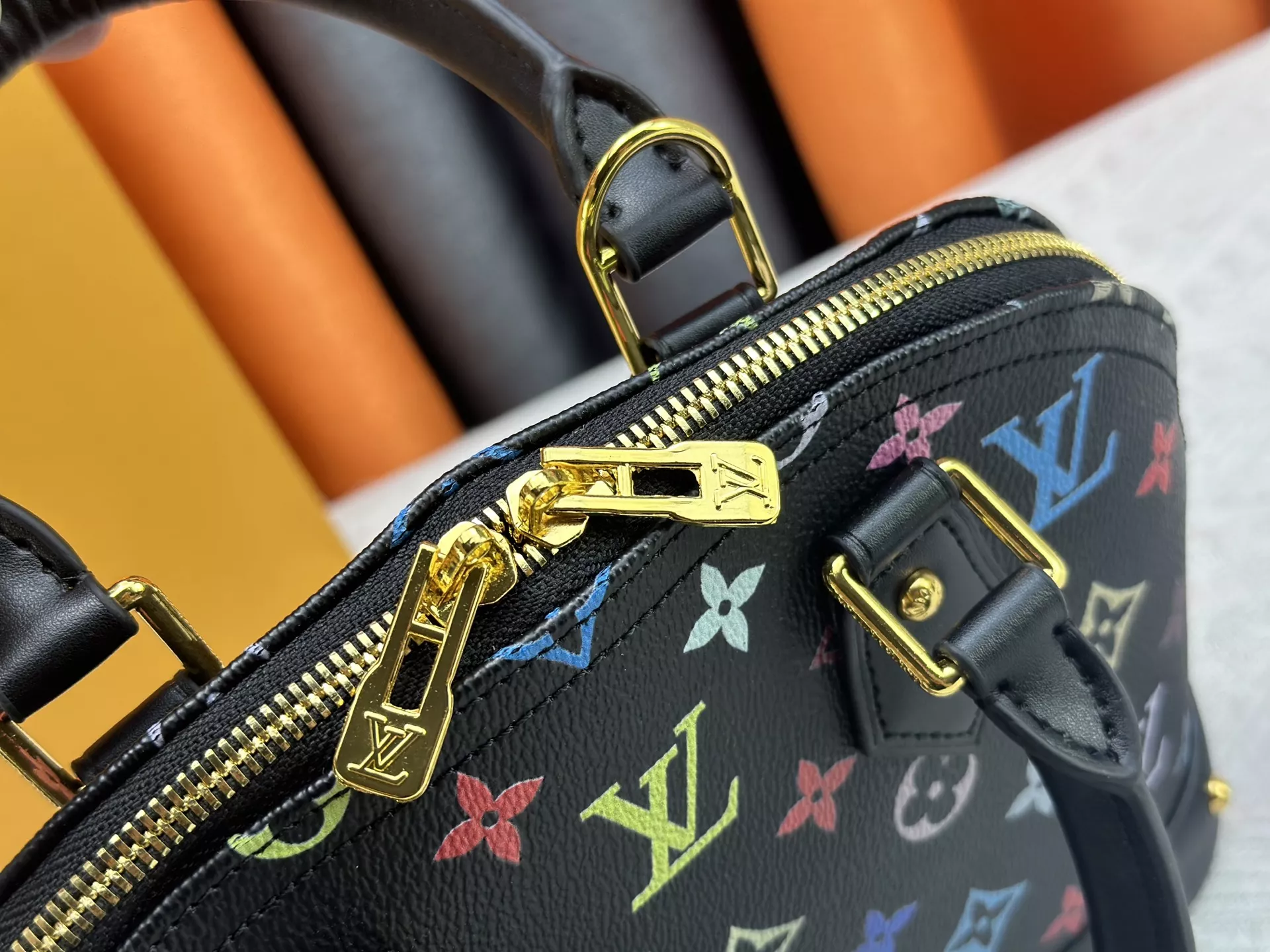 Minimalist 2486 Louis Vuitton AAA Quality Handbags For Women