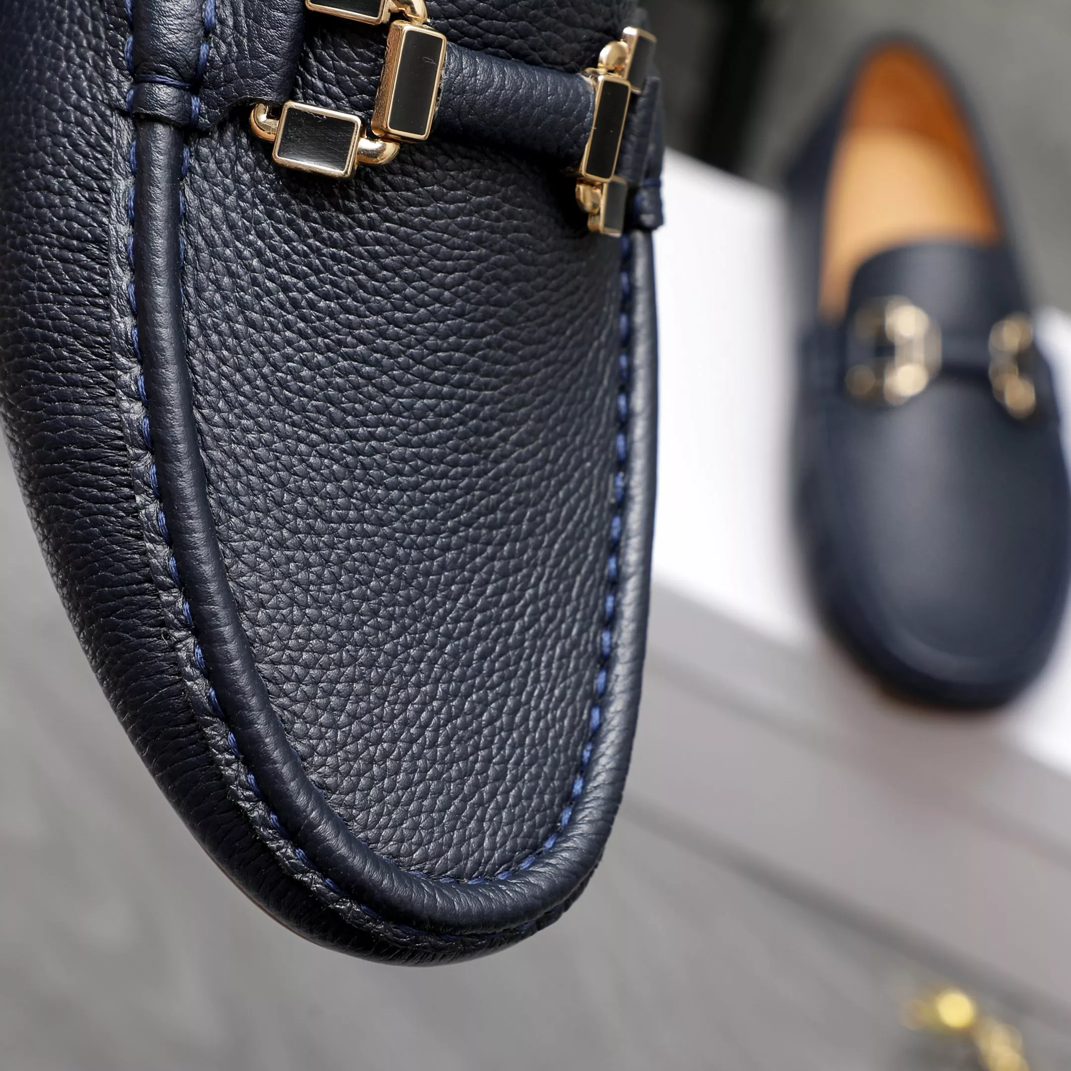 Minimalist 2562 Versace Leather Shoes For Men