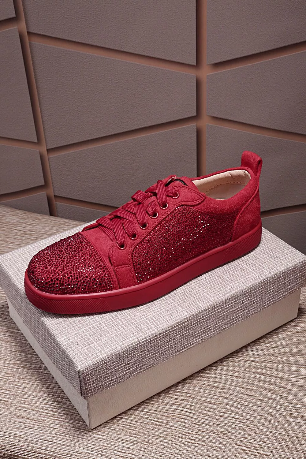 Minimalist 2605 Christian Louboutin Casual Shoes For Men