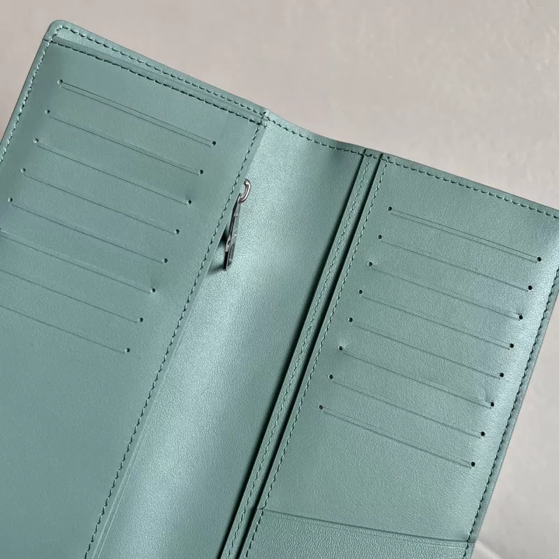 Minimalist 2615 Louis Vuitton AAA Quality Card Case