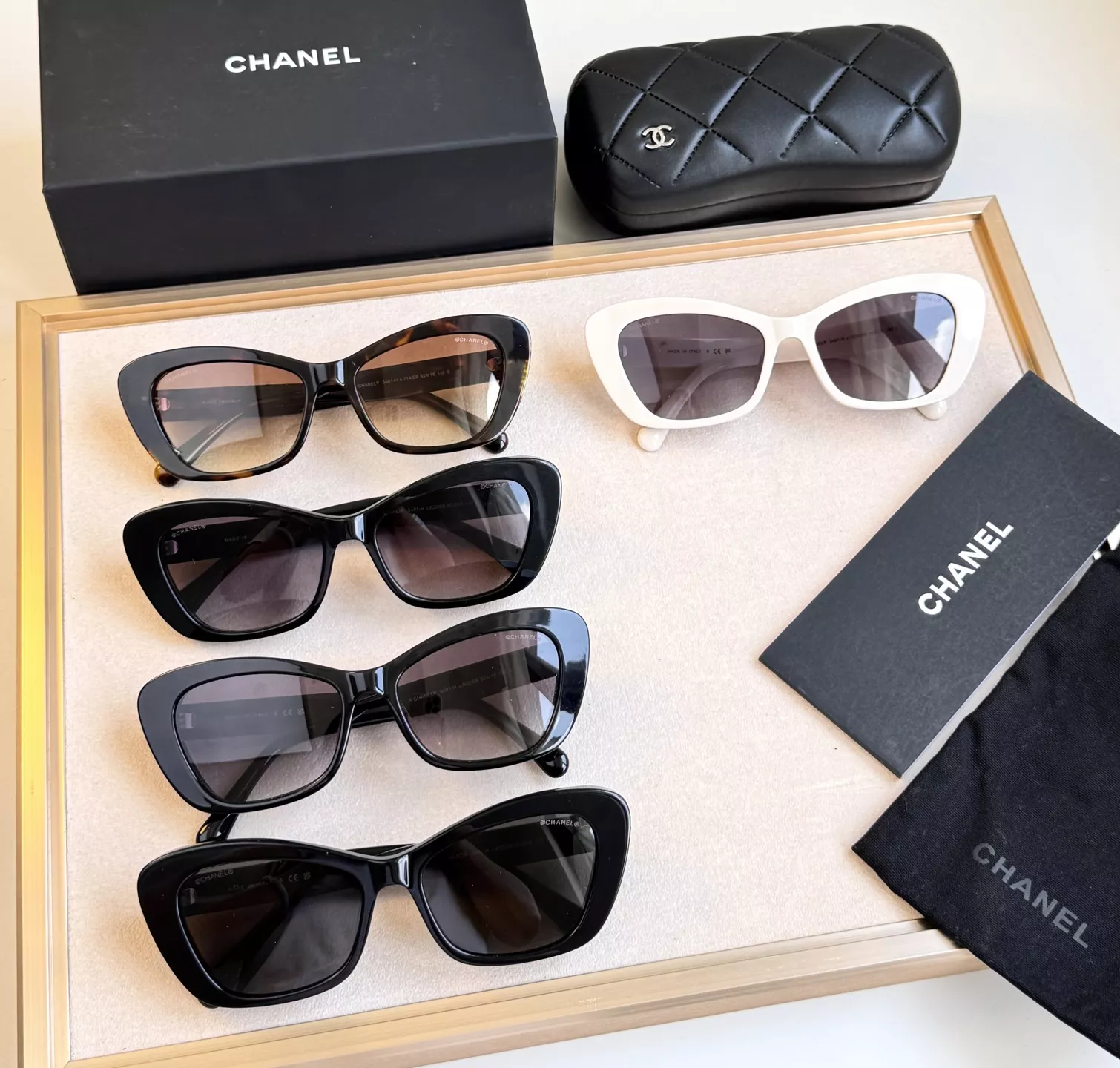 Minimalist 2745 Chanel AAA Quality Sunglasses