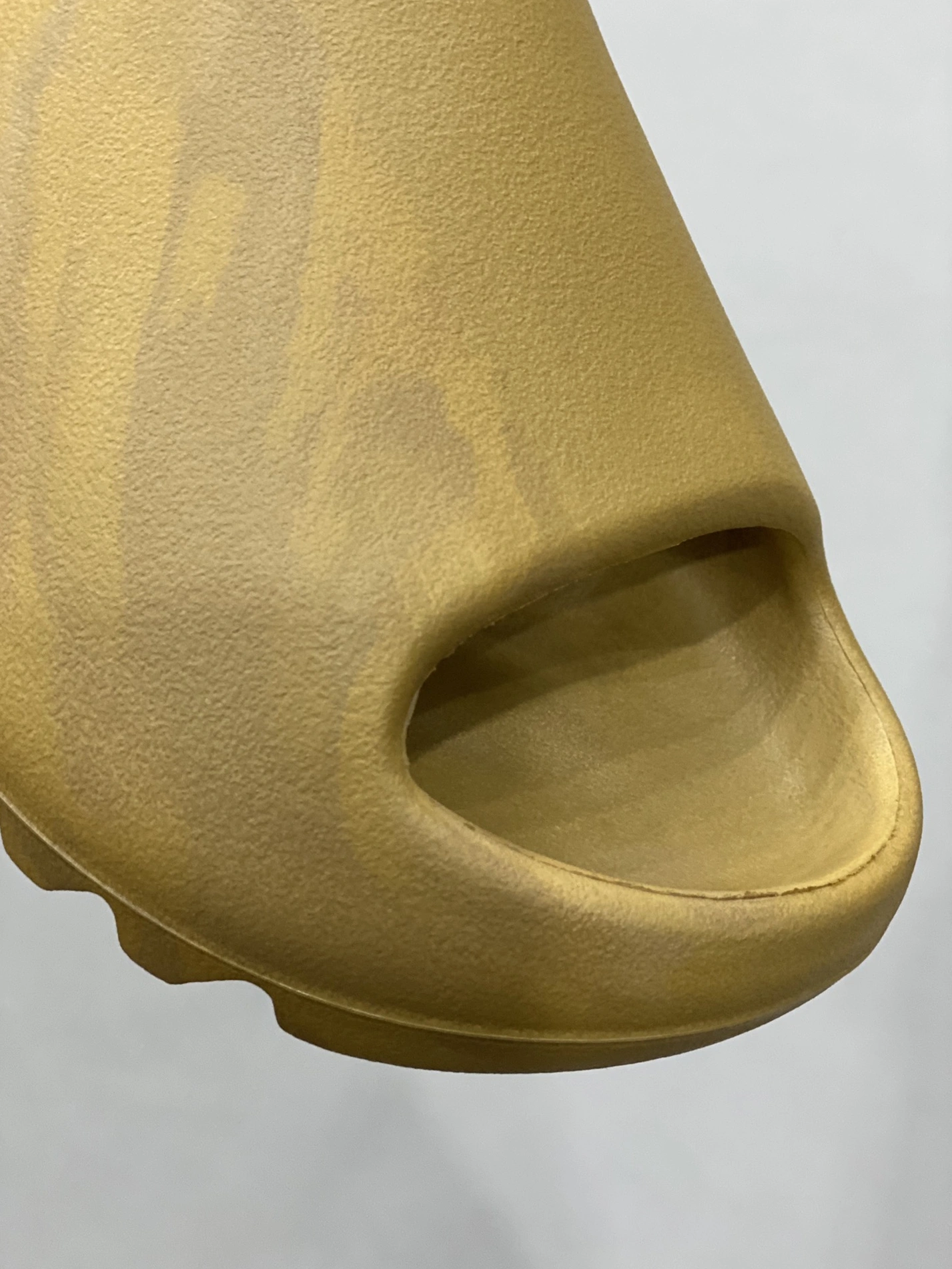 Minimalist 2747 Adidas Yeezy Slippers For Men