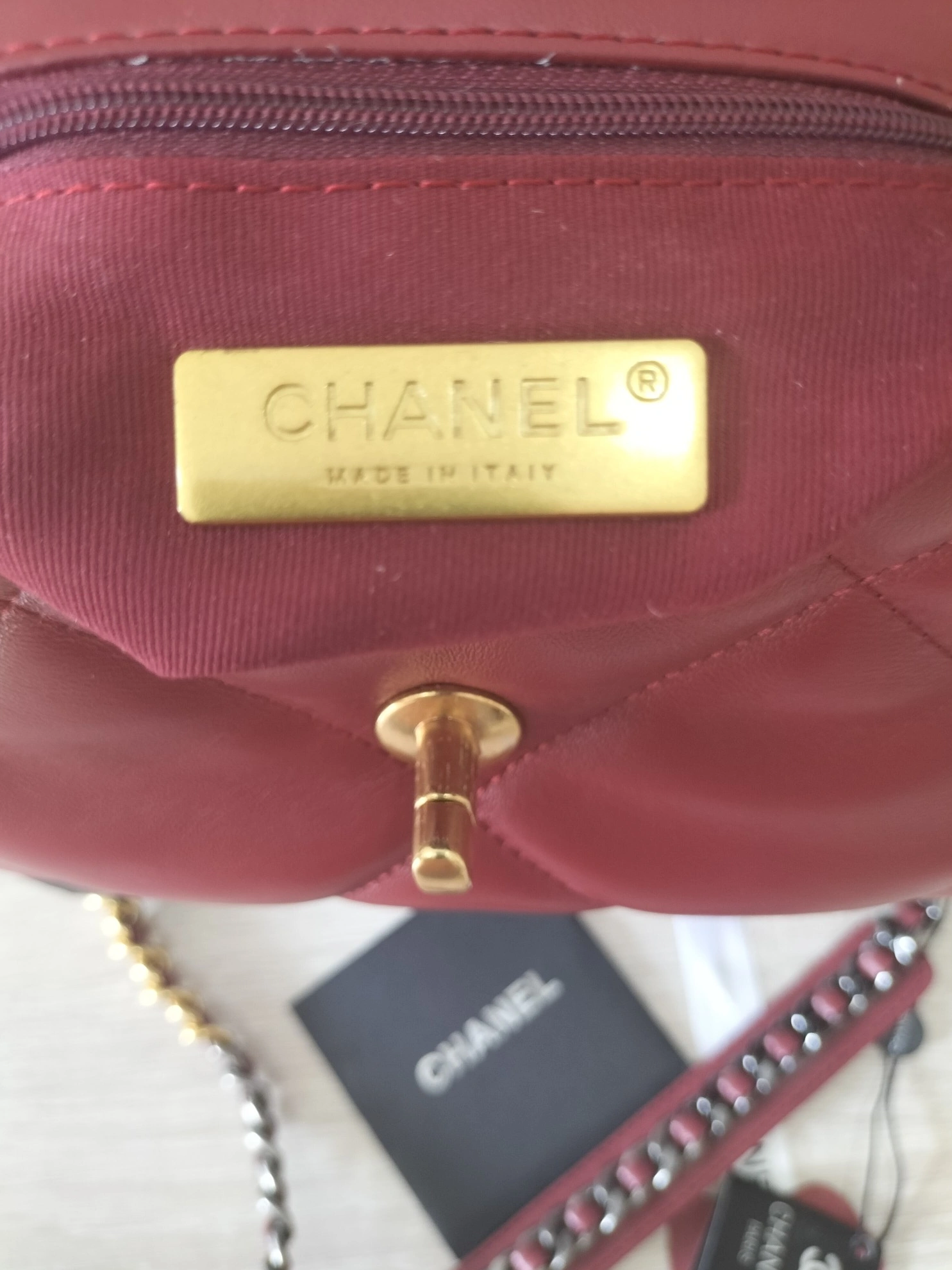 Minimalist 2922 Chanel AAA Quality Messenger Bags For Women