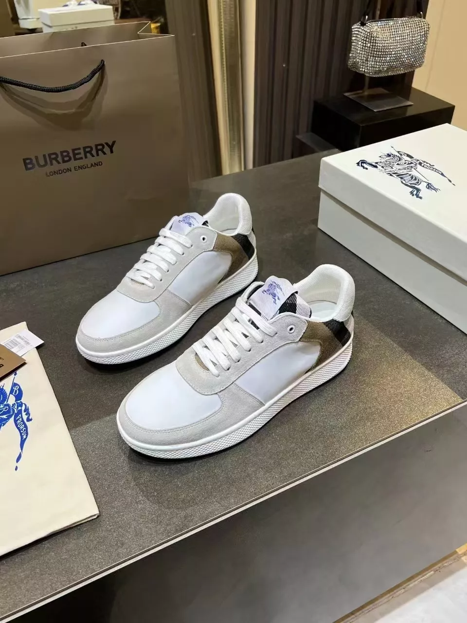 Minimalist 2944 Burberry Casual Shoes For Women