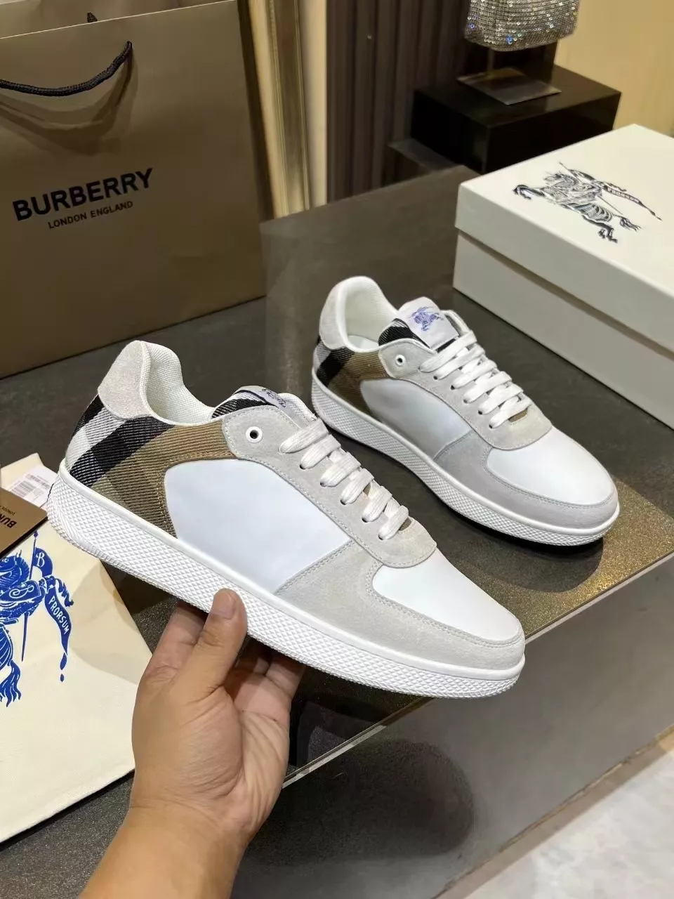 Minimalist 2944 Burberry Casual Shoes For Women