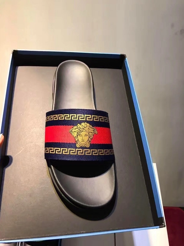 Minimalist 2989 Versace Slippers For Men