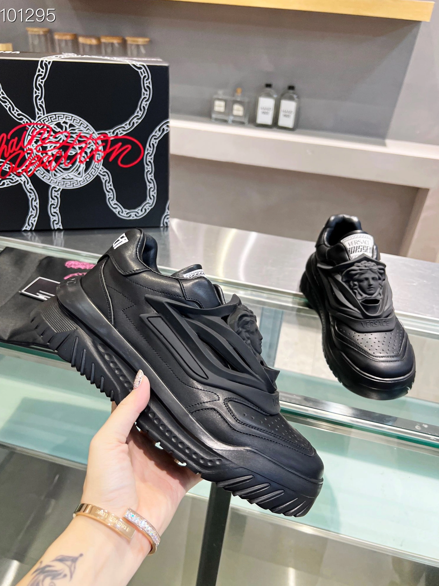 Minimalist 301 Versace Casual Shoes For Women