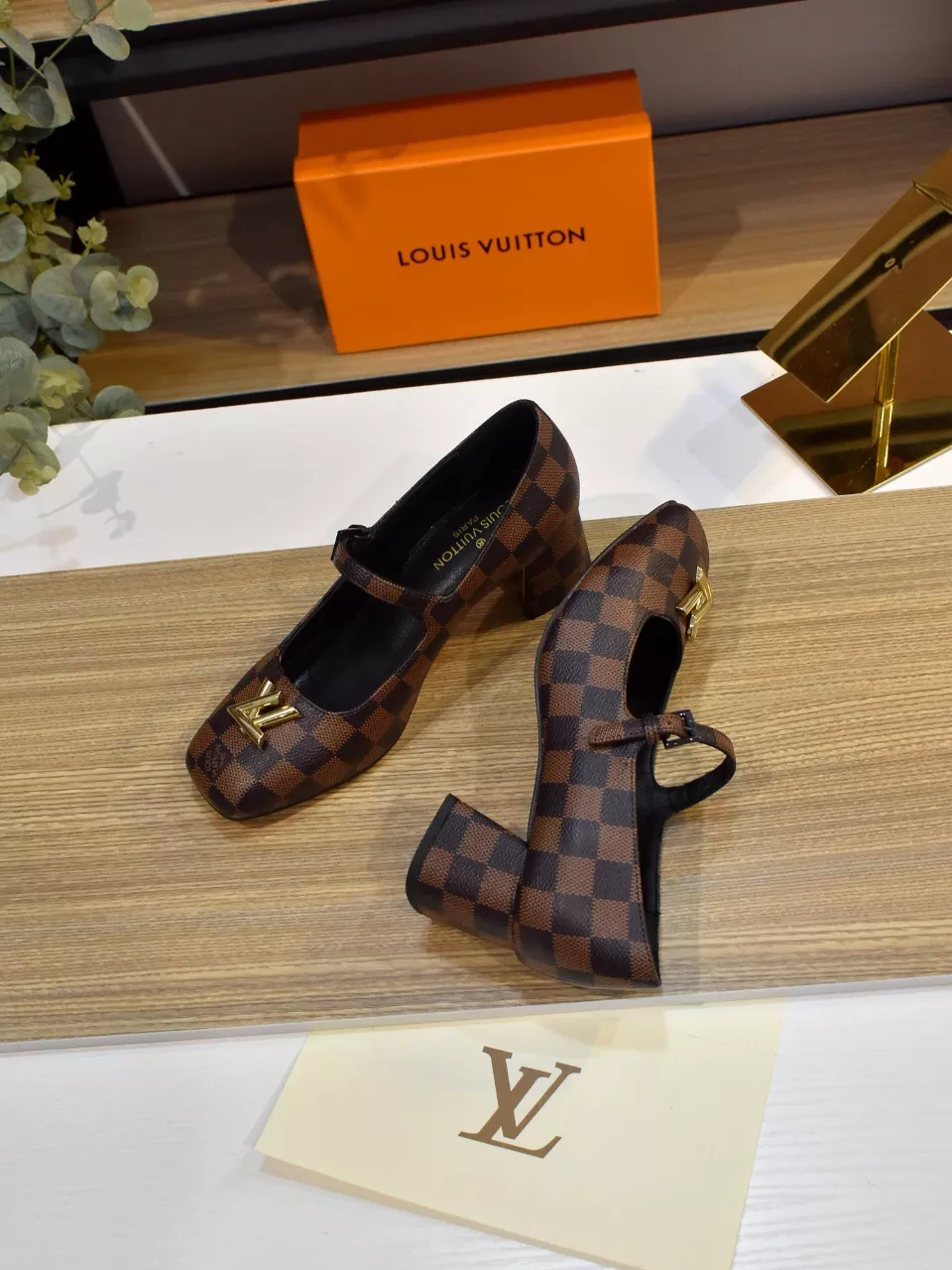 Minimalist 3044 Louis Vuitton High-Heeled Shoes For Women