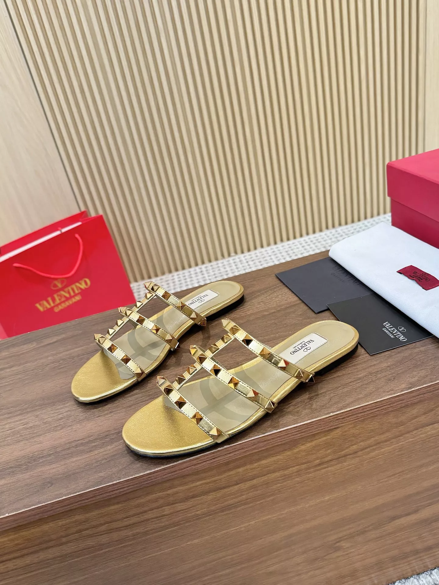Minimalist 3068 Valentino Slippers For Women