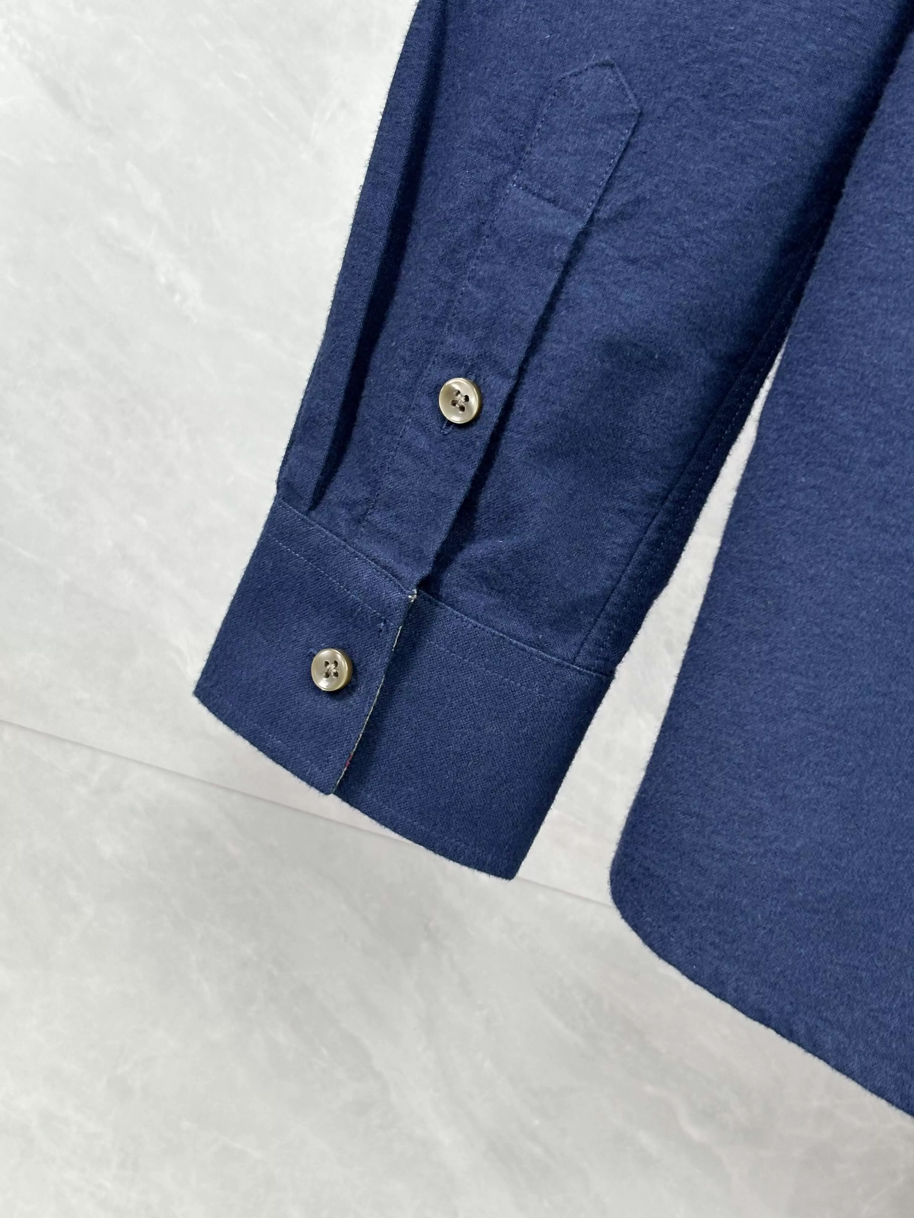 Minimalist 3088 Burberry Shirts Long Sleeved For Men