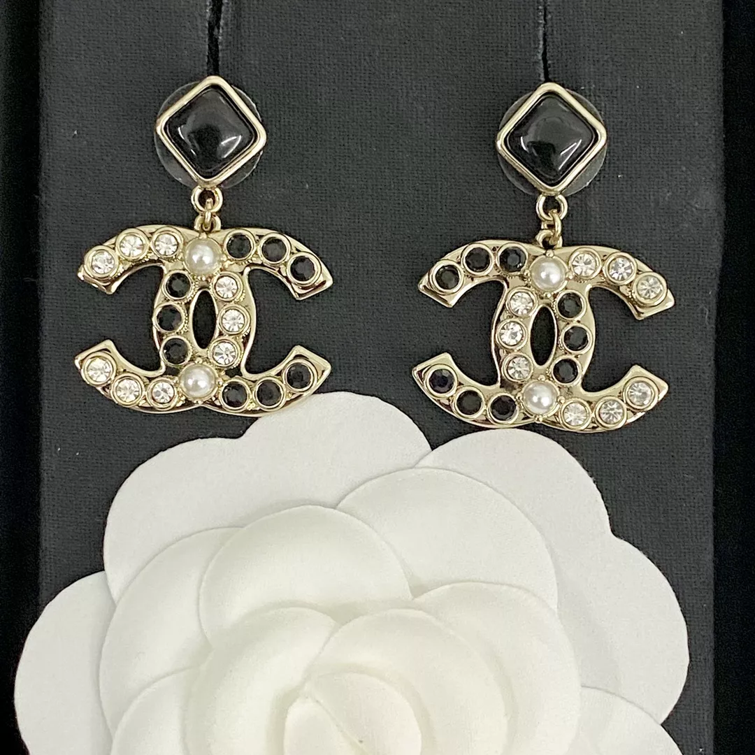 Minimalist 329 Chanel Earrings For Women