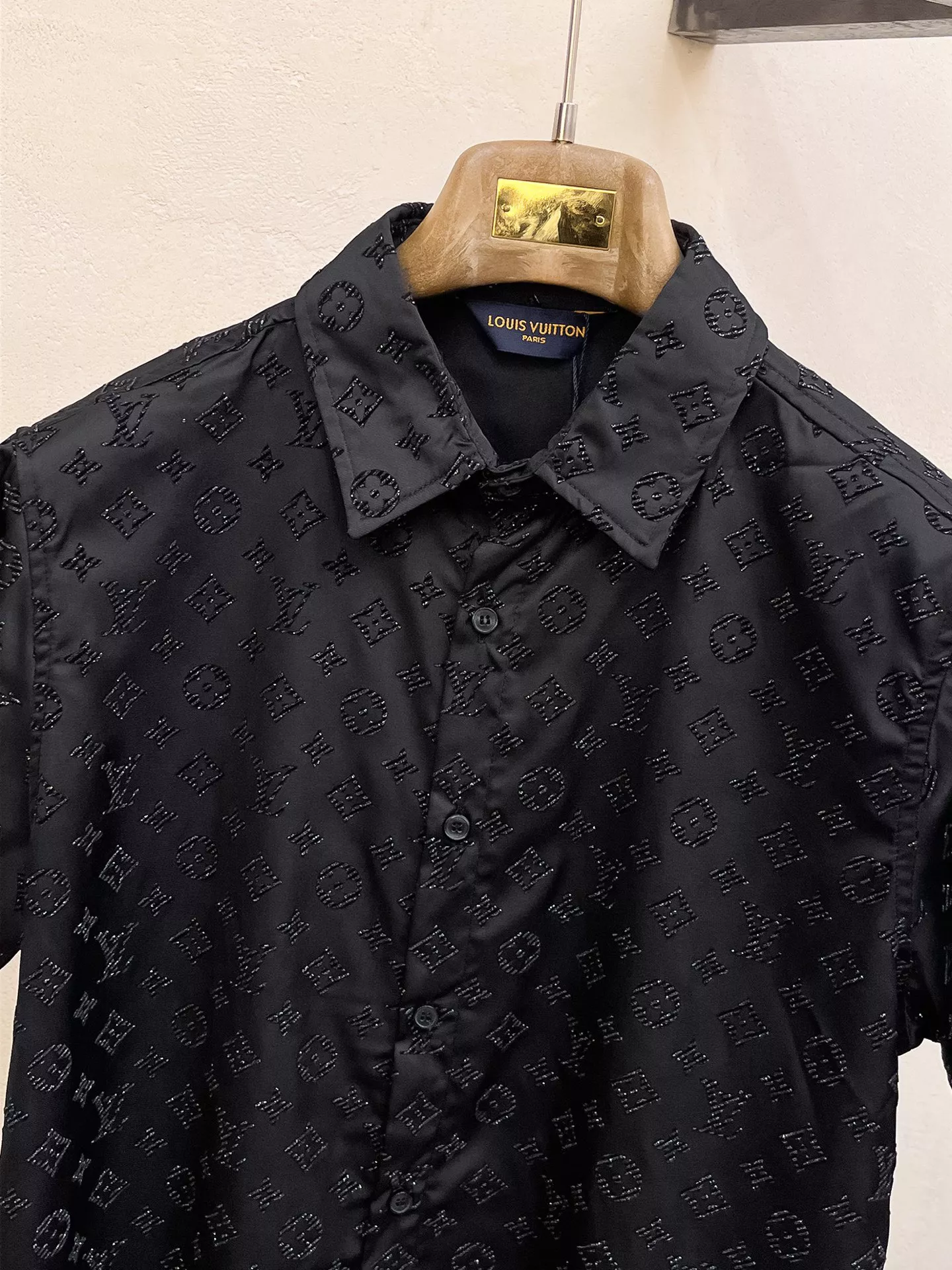 Minimalist 3386 Louis Vuitton LV Tracksuits Short Sleeved For Men