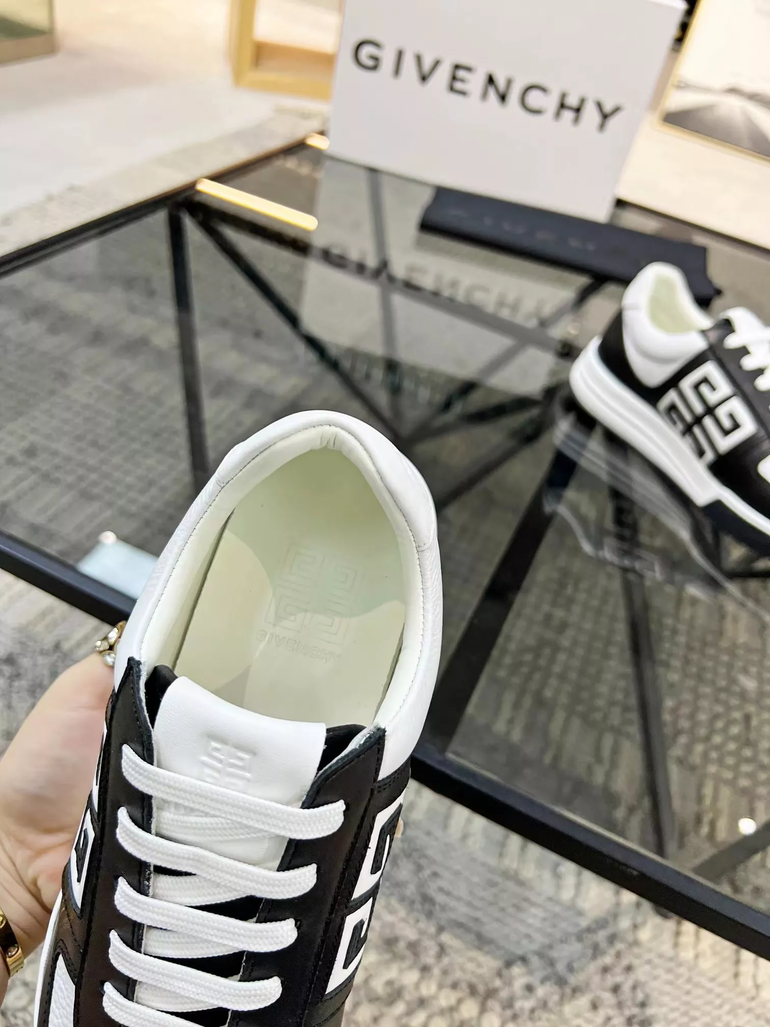 Minimalist 3442 Givenchy Casual Shoes For Men