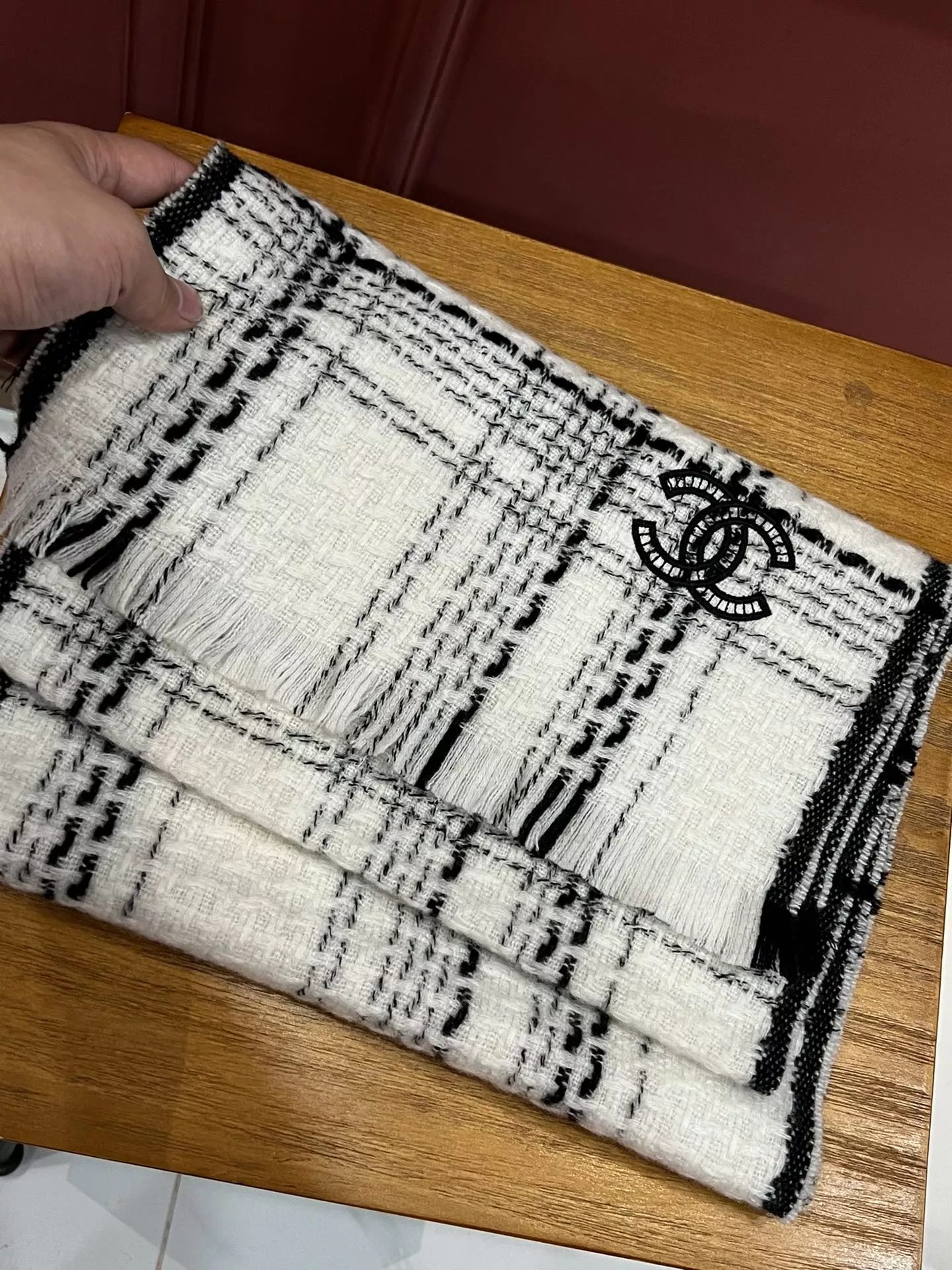 Minimalist 3629 Chanel Scarves For Women